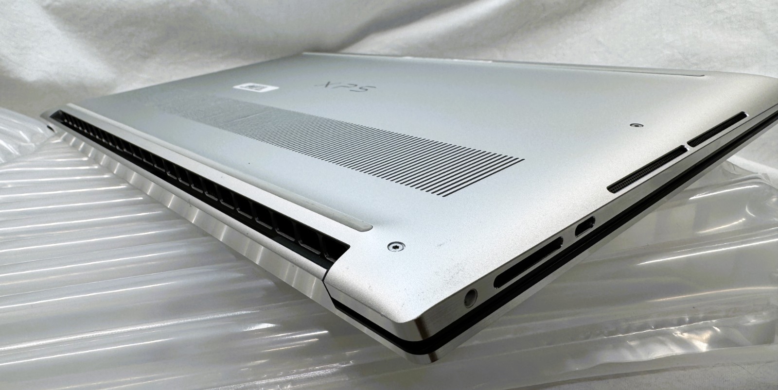 Dell XPS 15 9510 OLED TOUCH ✔i7-11800H ✔32GB RAM ✔2TB 980PRO ✔RTX 3050 Ti ✔VGood
