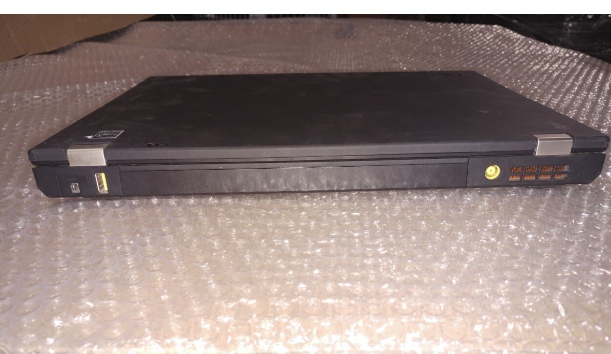Lenovo Thinkpad T420 i5 2520m 2,5GHZ 8GB 512 NEW SSD 14″ DVD WIN10 French Keybrd