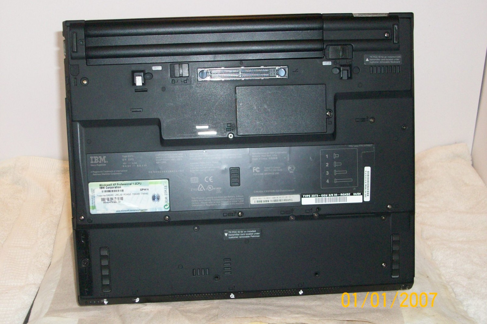 IBM ThinkPad Laptop T41P LAST OFFICIAL IBM MODEL Windows 7 w/USB Wifi and PCMCIA