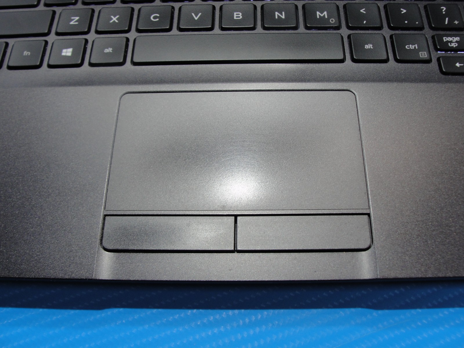 Dell Latitude 5300 2-in-1 13.3”FHD TOUCH Core i7-8665U 1.9GHz 16GB RAM 512GB SSD