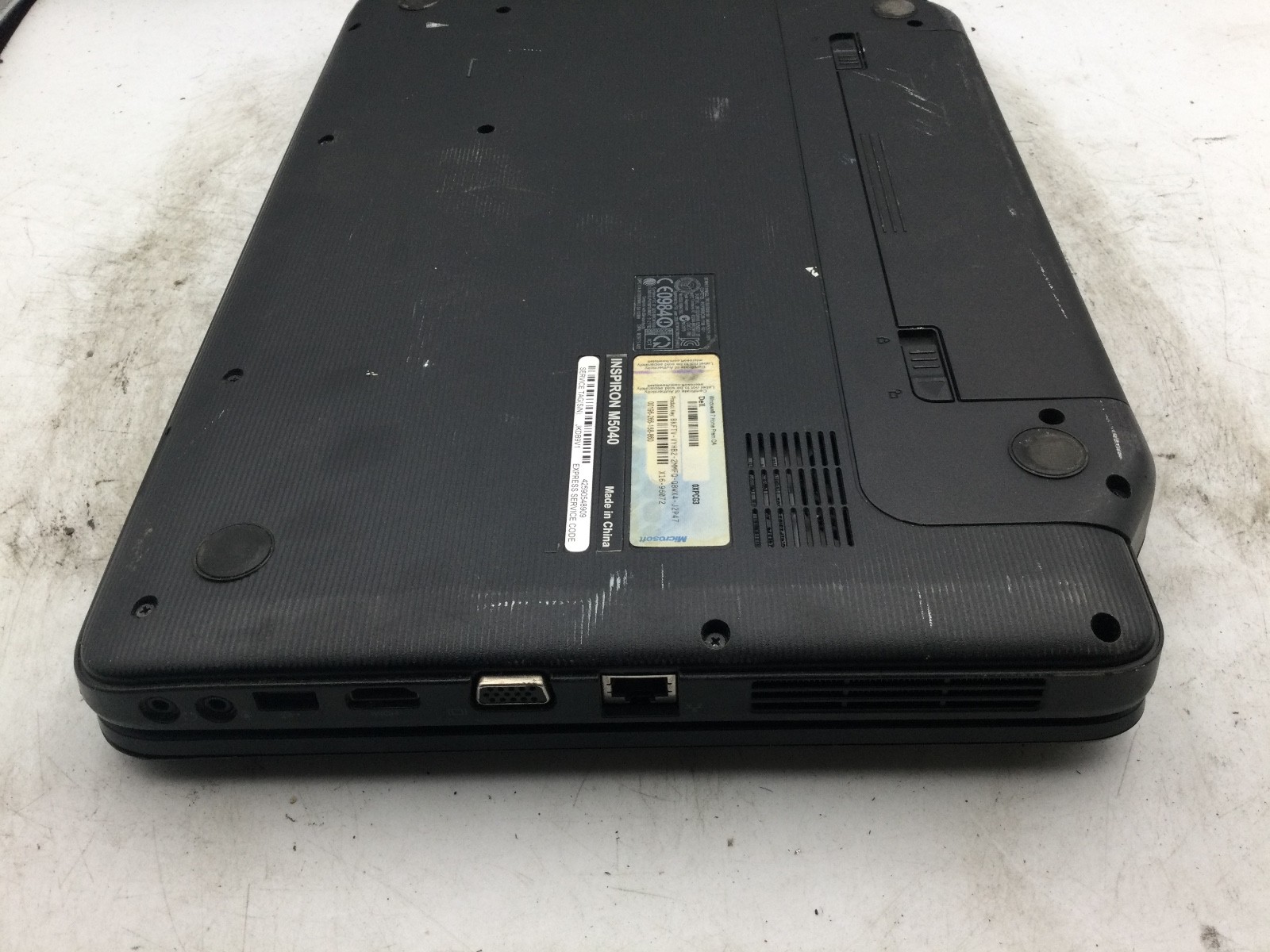 DELL INSPIRON M5040 – FOR PARTS – AMD E2 – 2GB RAM – READ DESCRIPTION – BB