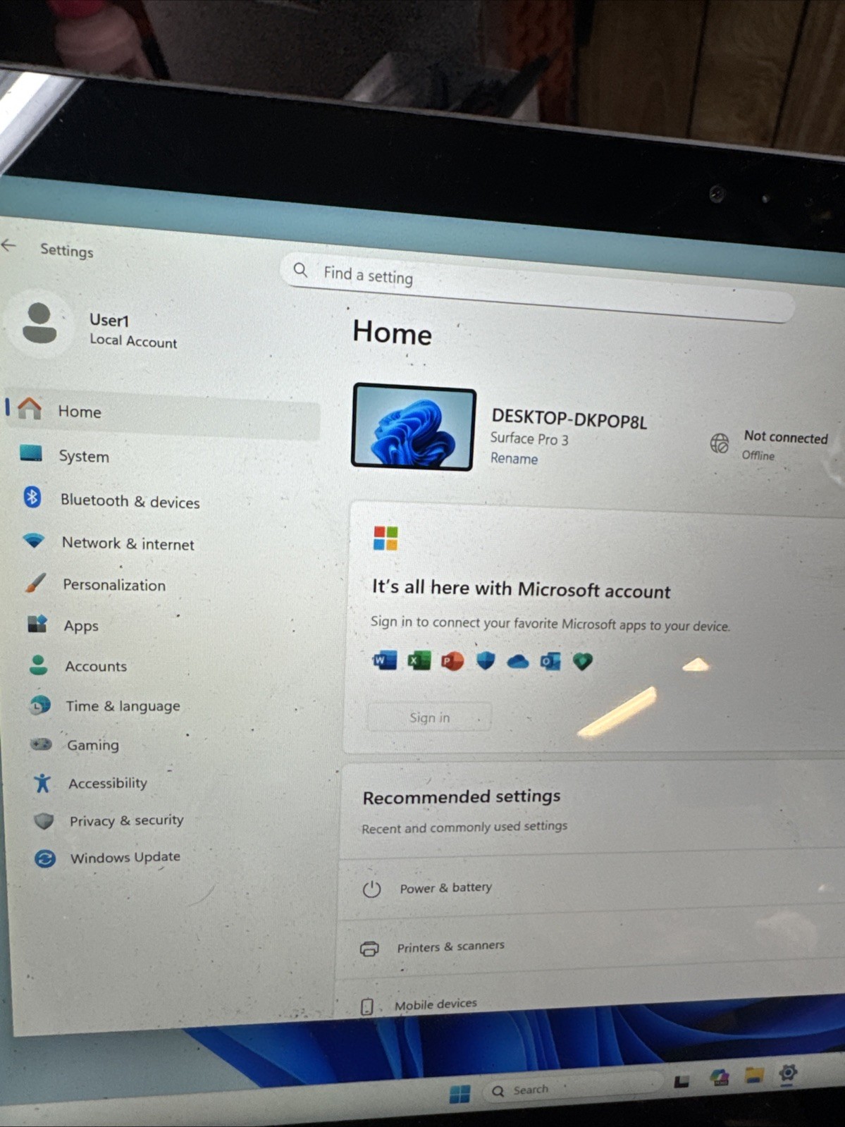 Microsoft Surface Pro 3 Intel Core i5-4300U @ 1.90 GHz 4GB RAM NETWORK ERROR