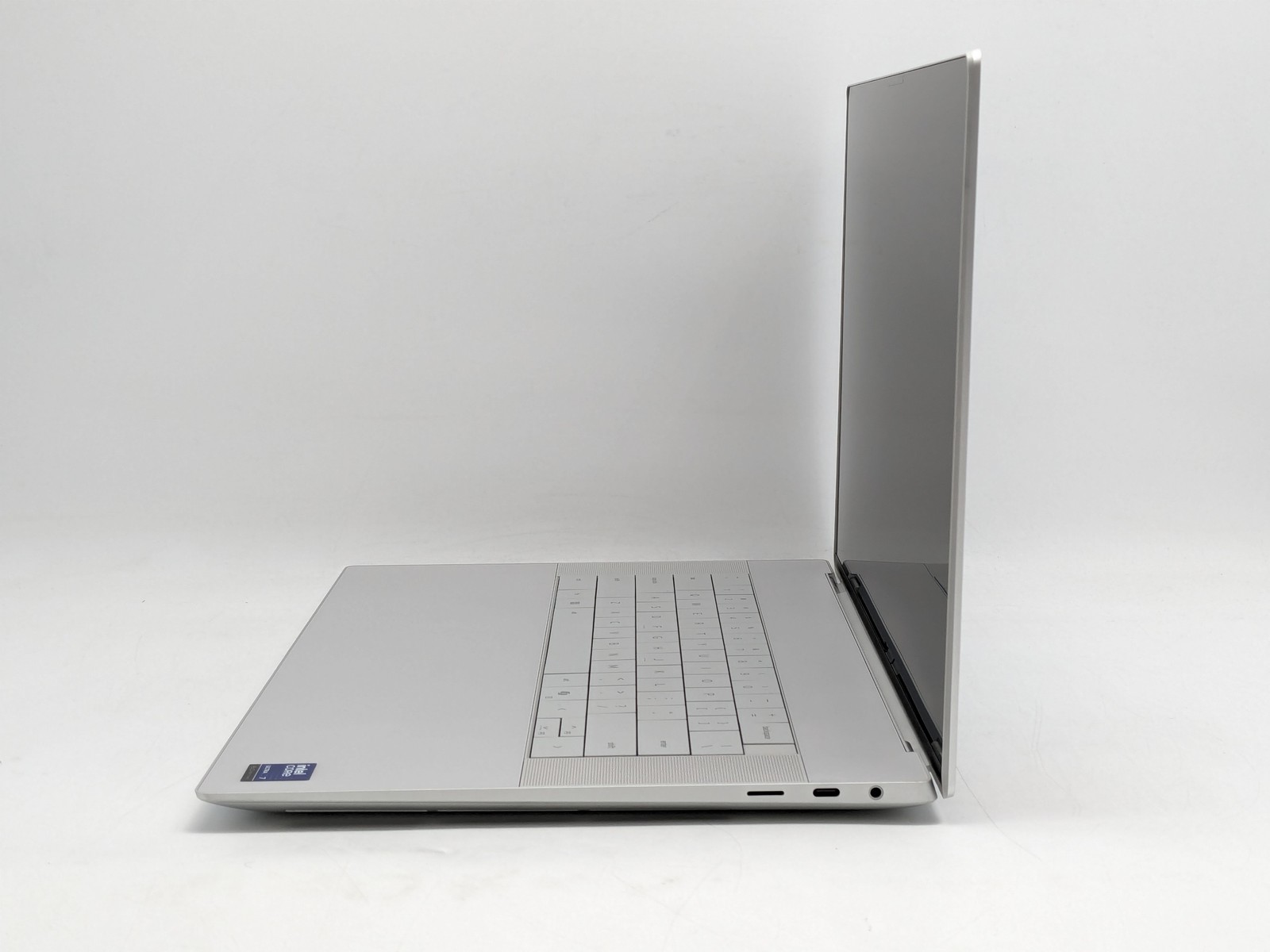 Dell 16 Premium DA16250 16.3″ Ultra 7 255H 32GB RAM 1TB SSD RTX 5060 W11H