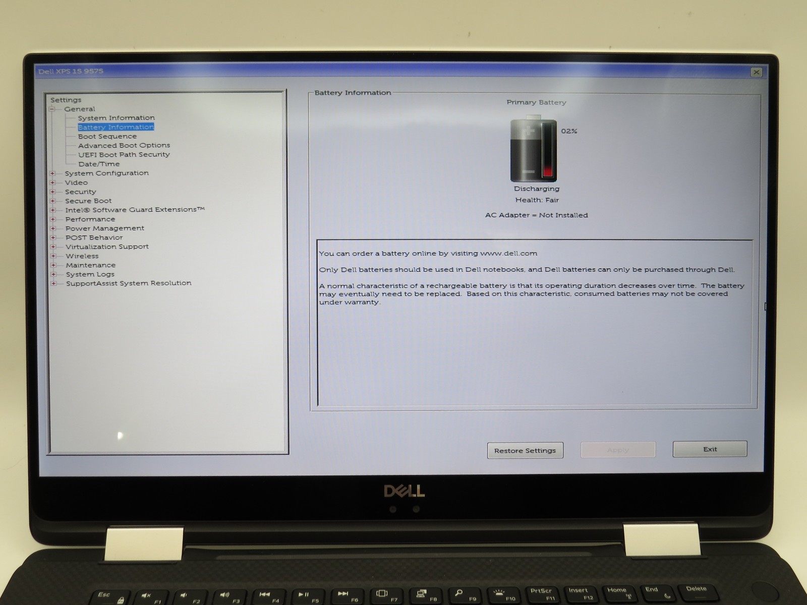 Dell XPS 15 9575 | i7-8705G @ 3.1GHz | 16GB DDR4 | 256GB m2 | 15.6″ | No OS/AC
