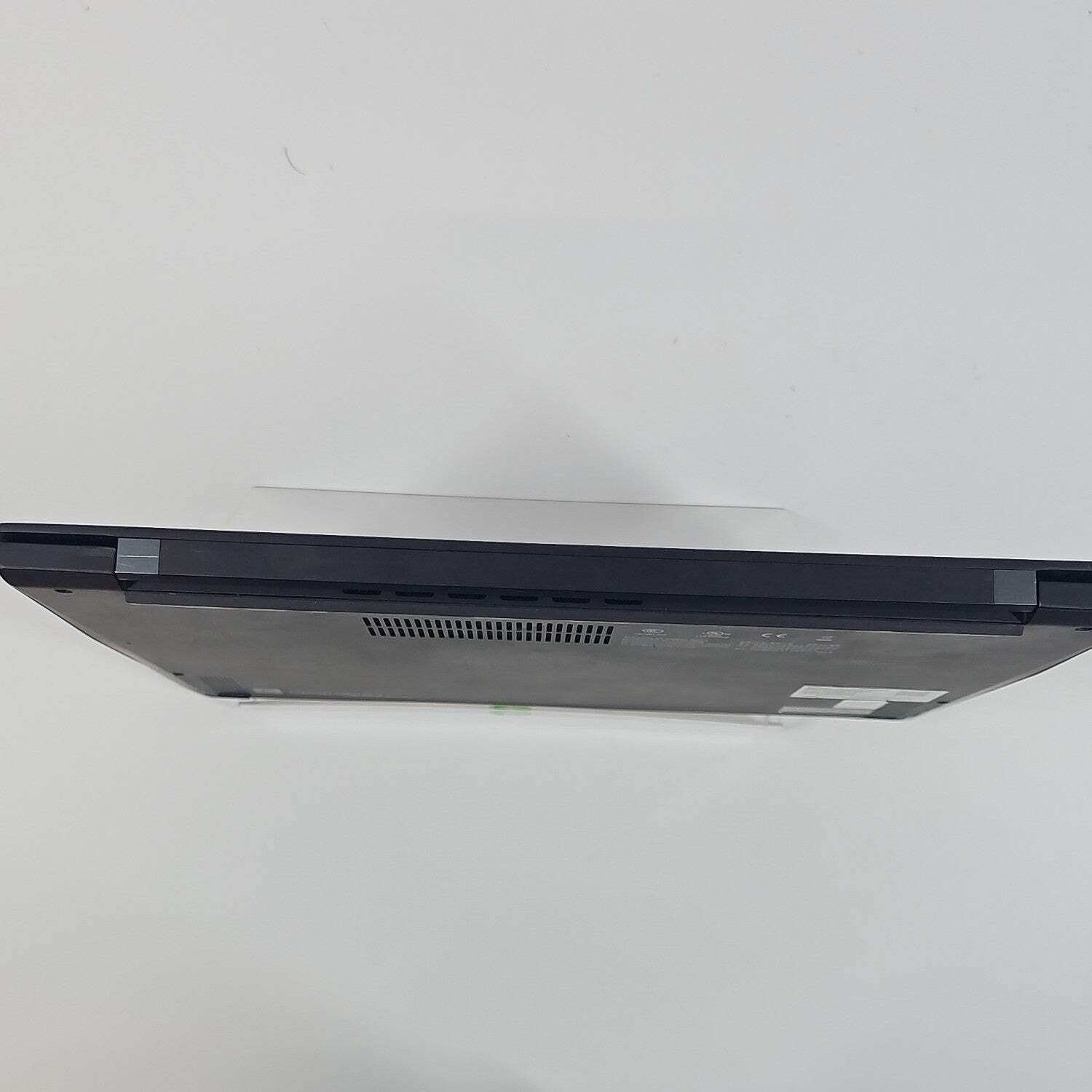 Lenovo ThinkPad X1 Carbon Gen 8 13.3″ i5-1145G7 2.6GHz 16GB RAM 512GB SSD