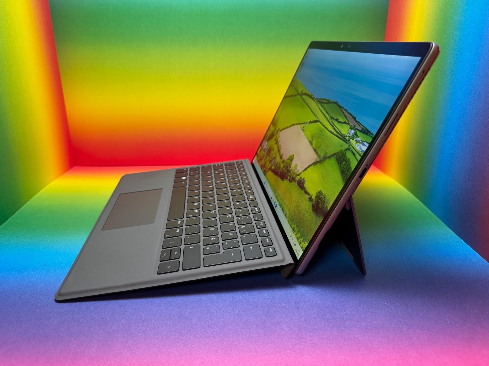 Dell Latitude 7320 2-in-1 LTE eSIM i5-1140G7 8GB 256GB 13″ DE Win11Pro FID ST
