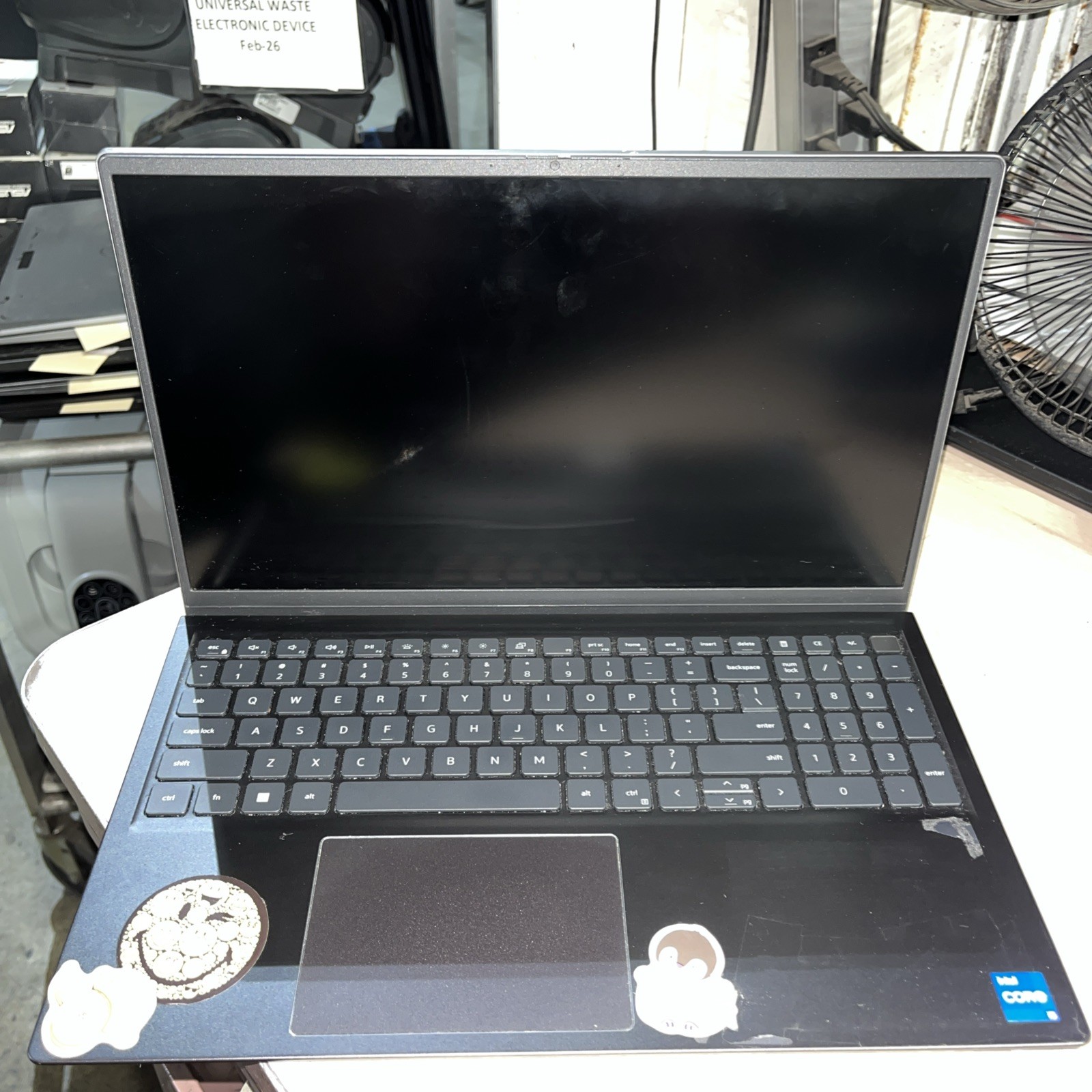 DELL VOSTRO 15 5502 INTEL CORE I5-11320H 8GB RAM NO HD