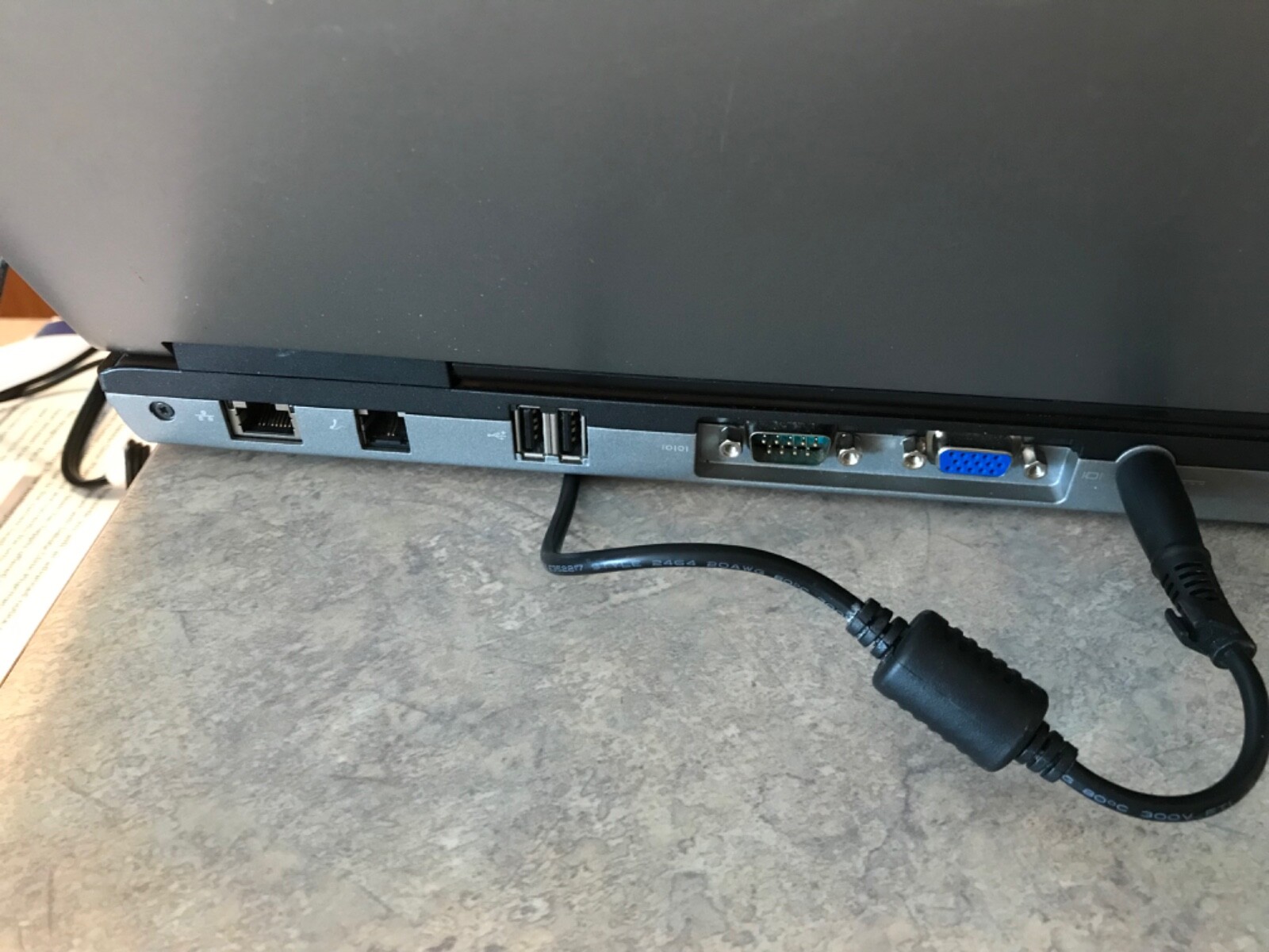 Dell Latitude D630 Laptop Core 2 Duo CPU, New Battery, power pack, carry case.