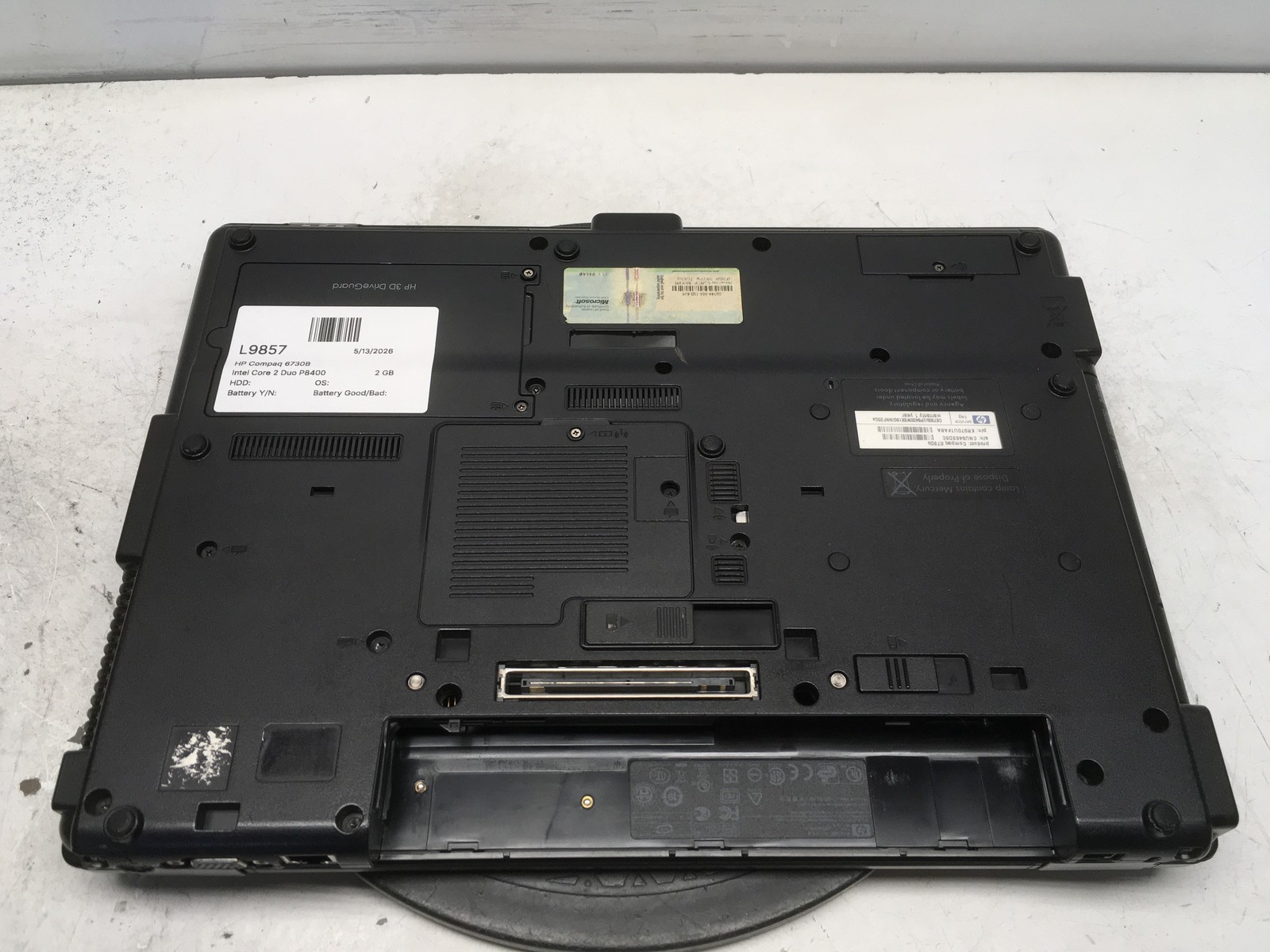 HP Compaq 6730B Intel Core 2 Duo P8400 2.26GHz 2 GB NO HDD No Batt