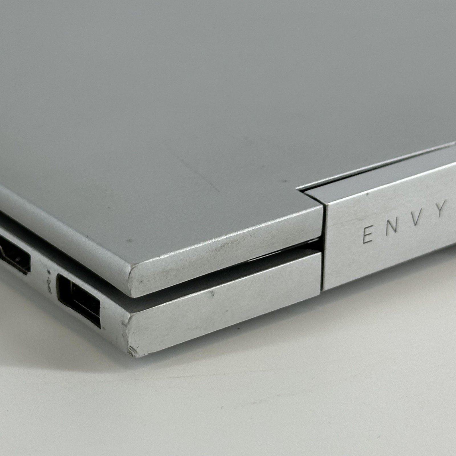 HP Envy x360 15.6 Silver FHD TOUCH 1.3 GHz i5-1235U 8GB RAM 256GB SSD Good