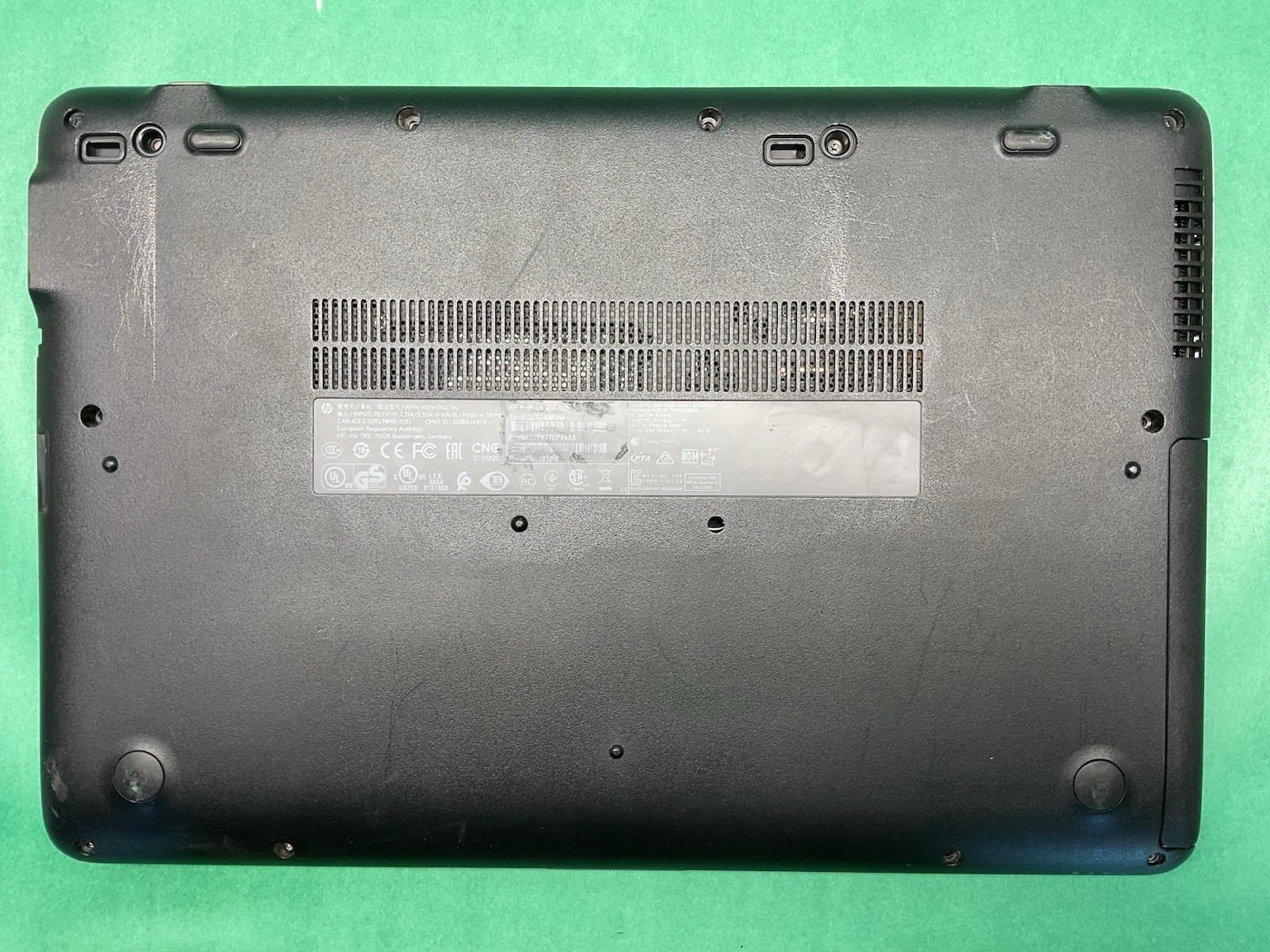 HP Probook 850 G3 15.6″ – Powers On – NO HARD DRIVE- Untested