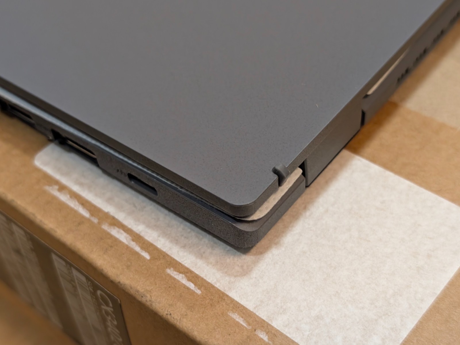 ASUS Chromebook Plus CX34 14 FHD Touch Intel i3-1215U 8GB 128GB UFS Chrome OS