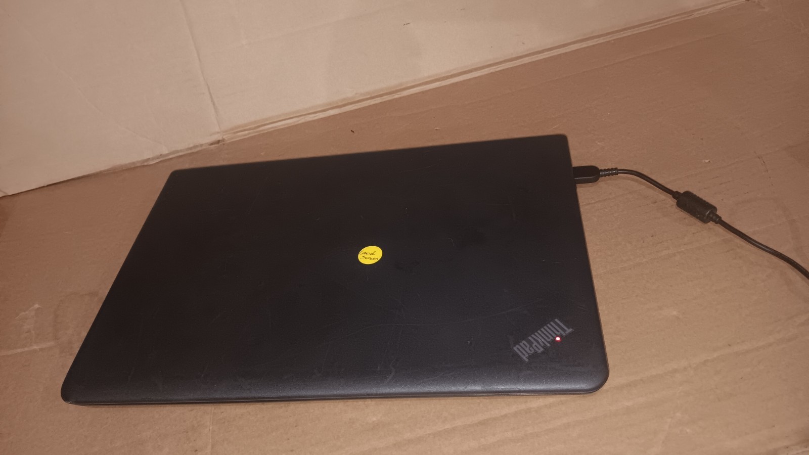 Lenovo Thinkpad E560 Laptop intel core i7-6500U @ 2.50 GHZ 15.6″ LCD Screen
