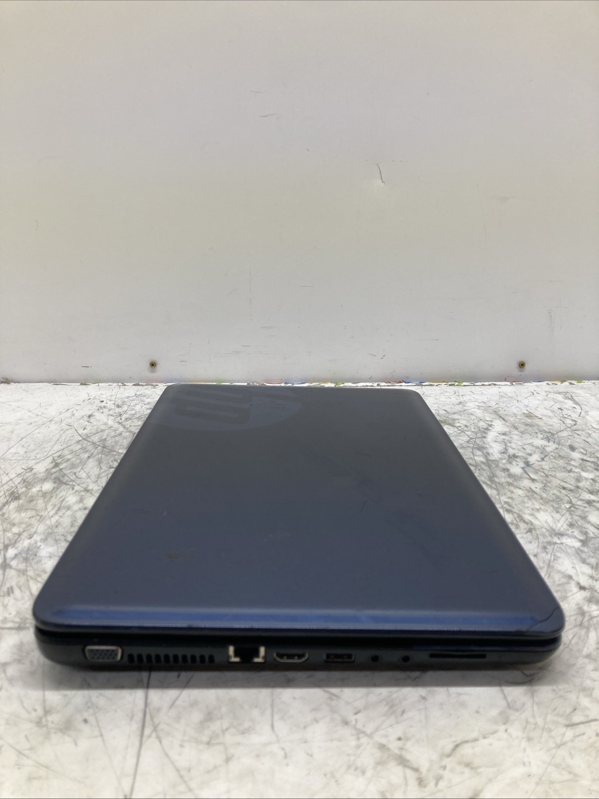 HP 2000 NOTEBOOK AMD E300 4GB 1.30GHz BOOTS TO BIOS