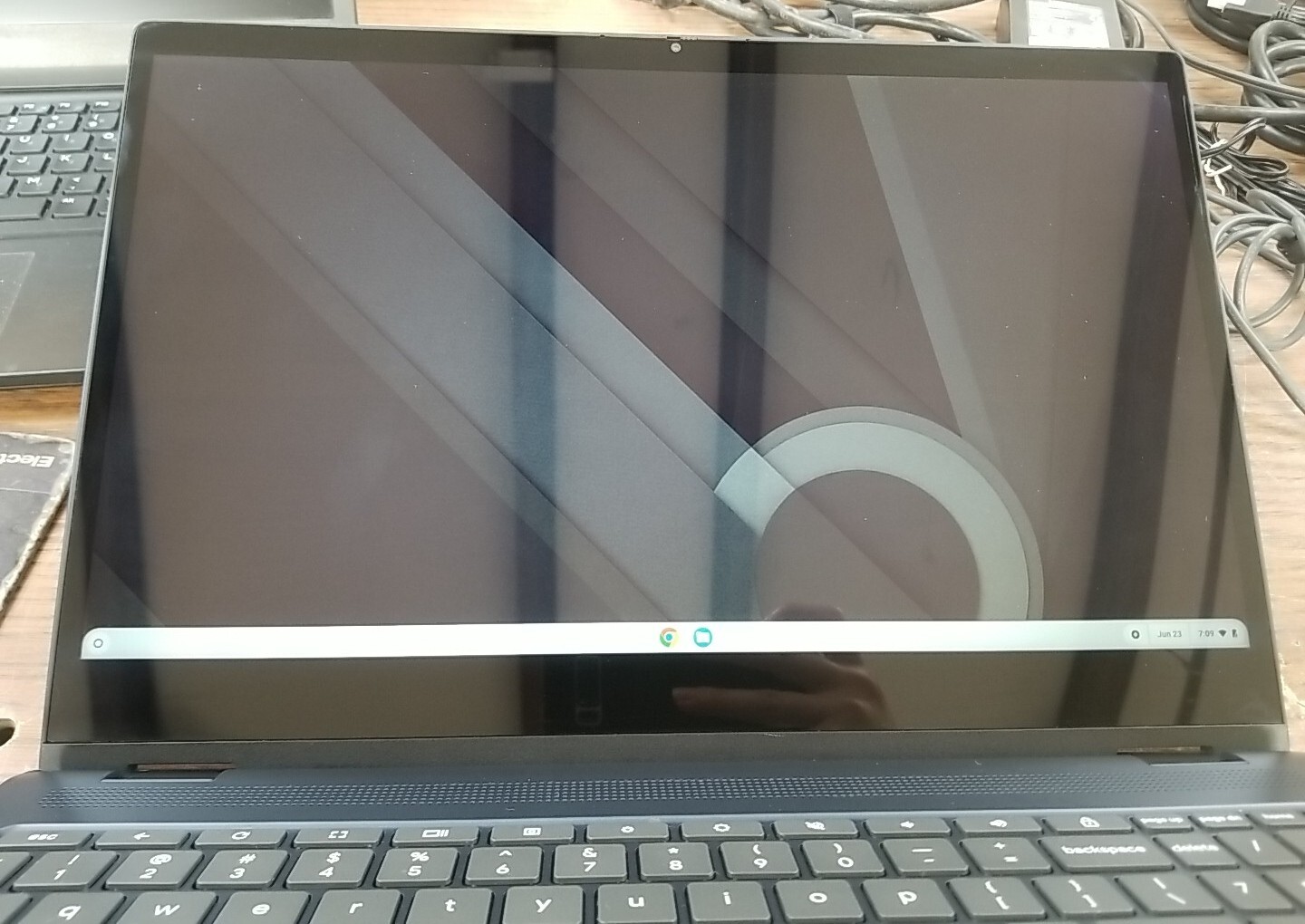 Lenovo IdeaPad Slim3 Chromebook 14″ Full HD Touch Laptop W/ PENTIUM Silver N6000