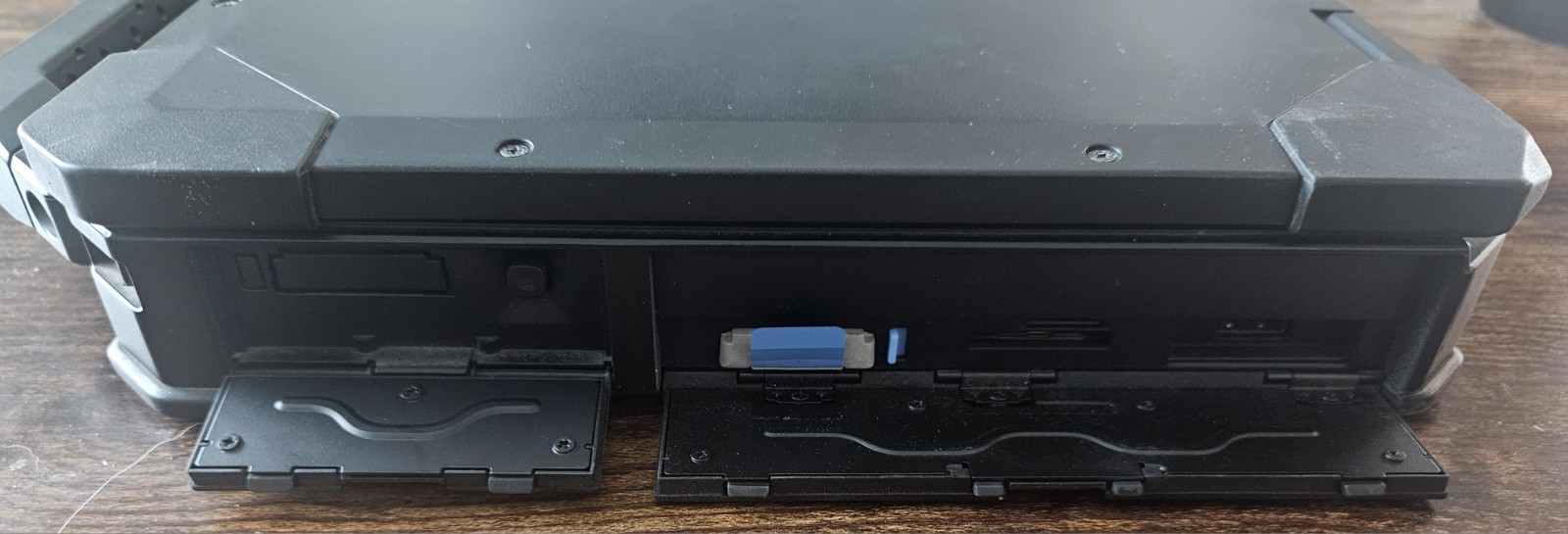 Dell Latitude 5424 Rugged Laptop i7 16GB RAM 256GB SSD Windows11 Pro Touchscreen