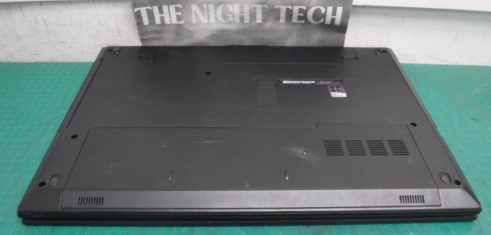 Dell inspiron 3542 i3-4005 1.70 GHz 15″ Laptop, 4GB RAM, No HDD/OS