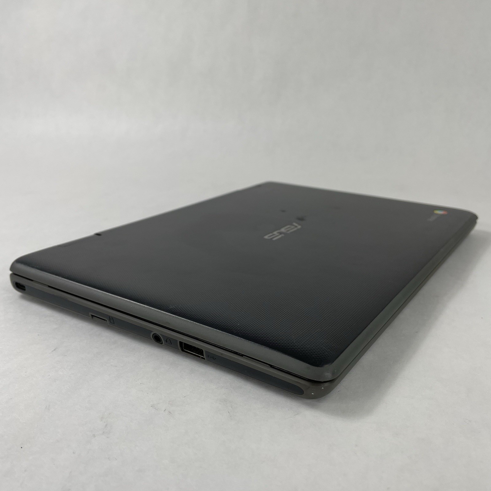 Asus C209M NoteBook 11.6″ Celeron N4020 1.10 GHz 4GB RAM 16 GB Storage READ