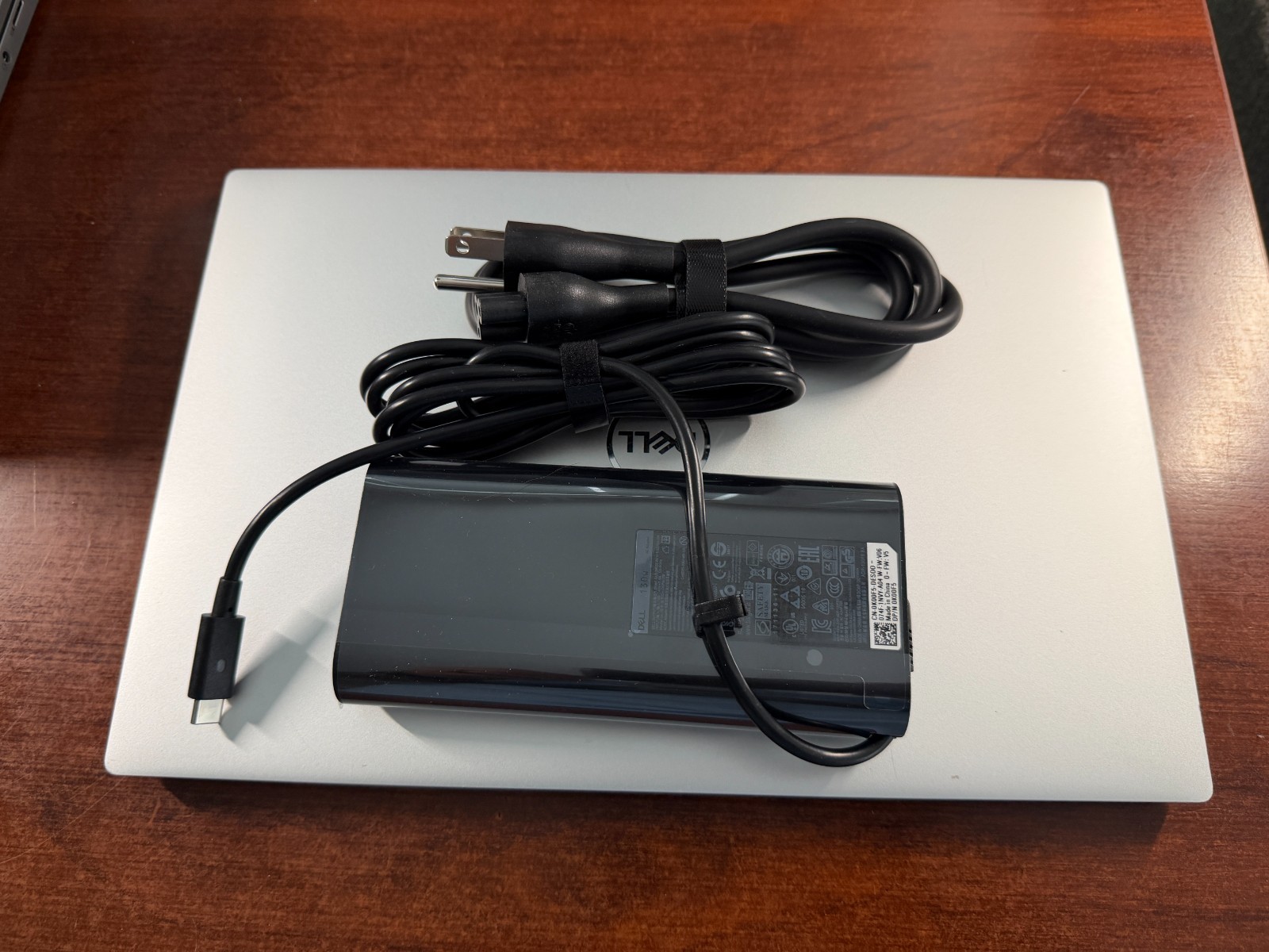 Dell XPS 13 9310 Silver 3.5K OLED Touch i7-1185G7 32GB 1TB SSD Excellent Win11P