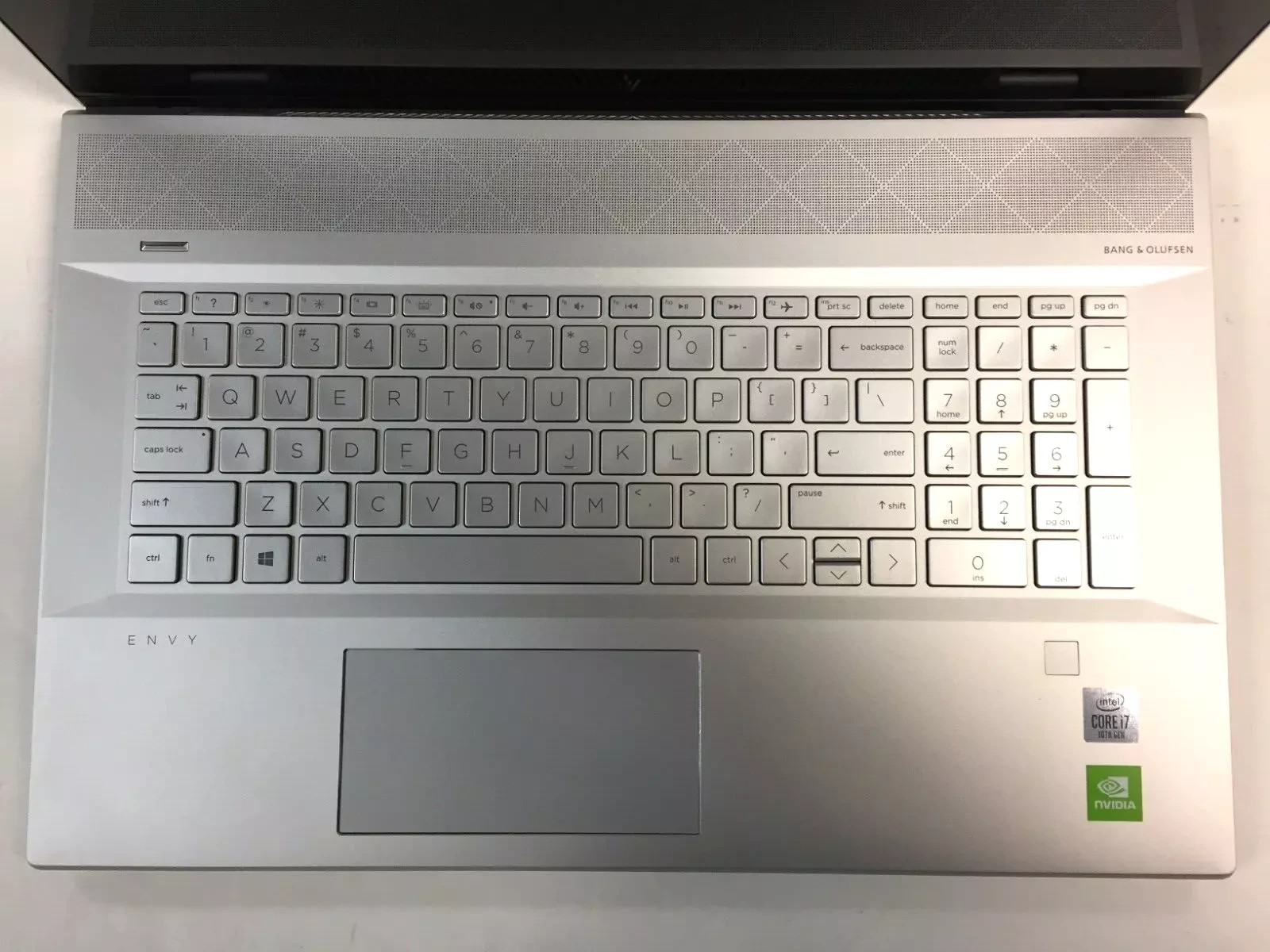 HP 17M ENVY CE+i7-10510@4.9GHz+1TB SSD+1TB SATA+16GB RAM+NVIDIA+ FREE AI-ONBOARD