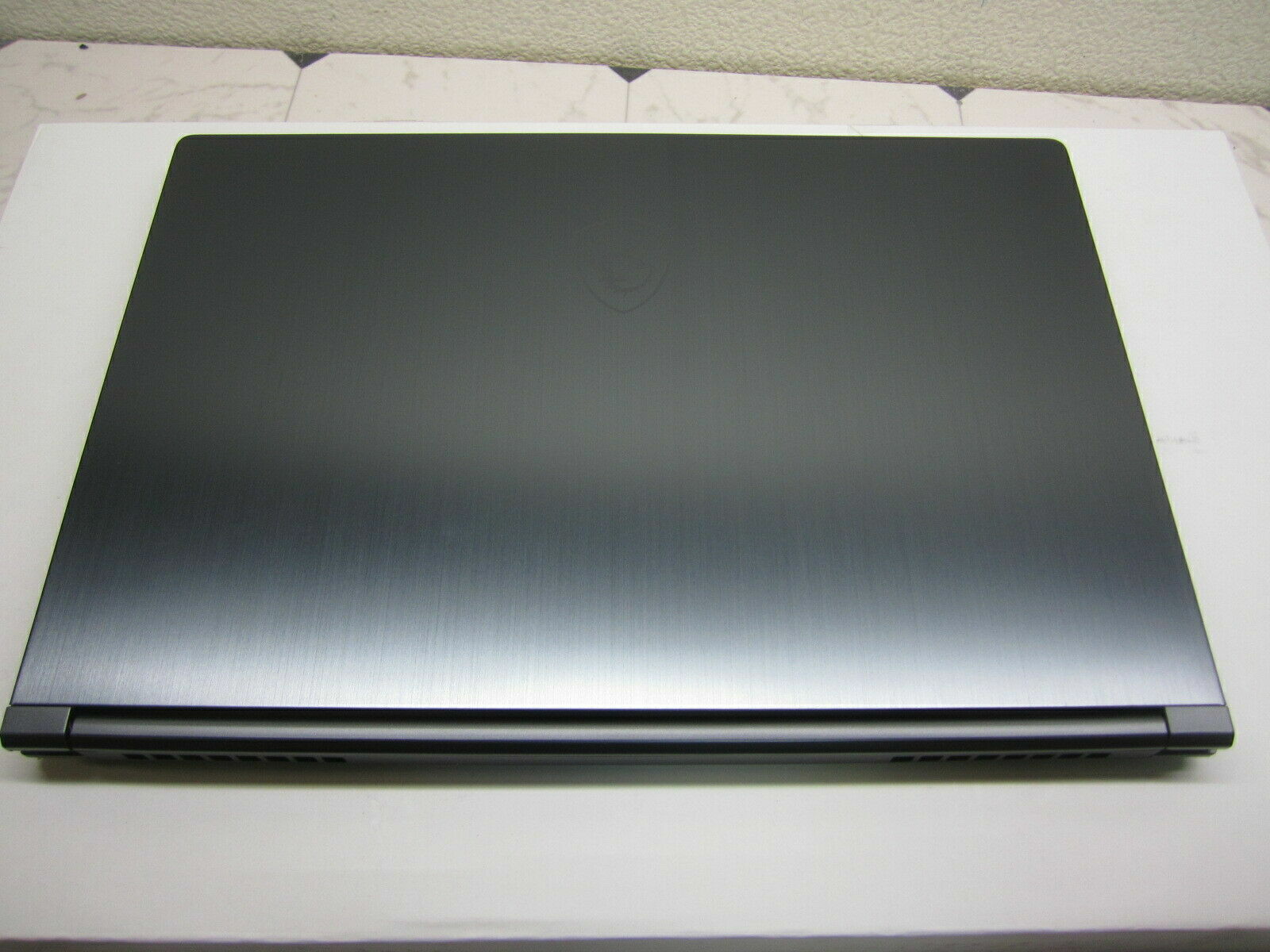 MSI Modern 14 A10RAS-883 Laptop i7-10510u 512GB SSD 8GB 2GB MX330 14″ FHD 6072