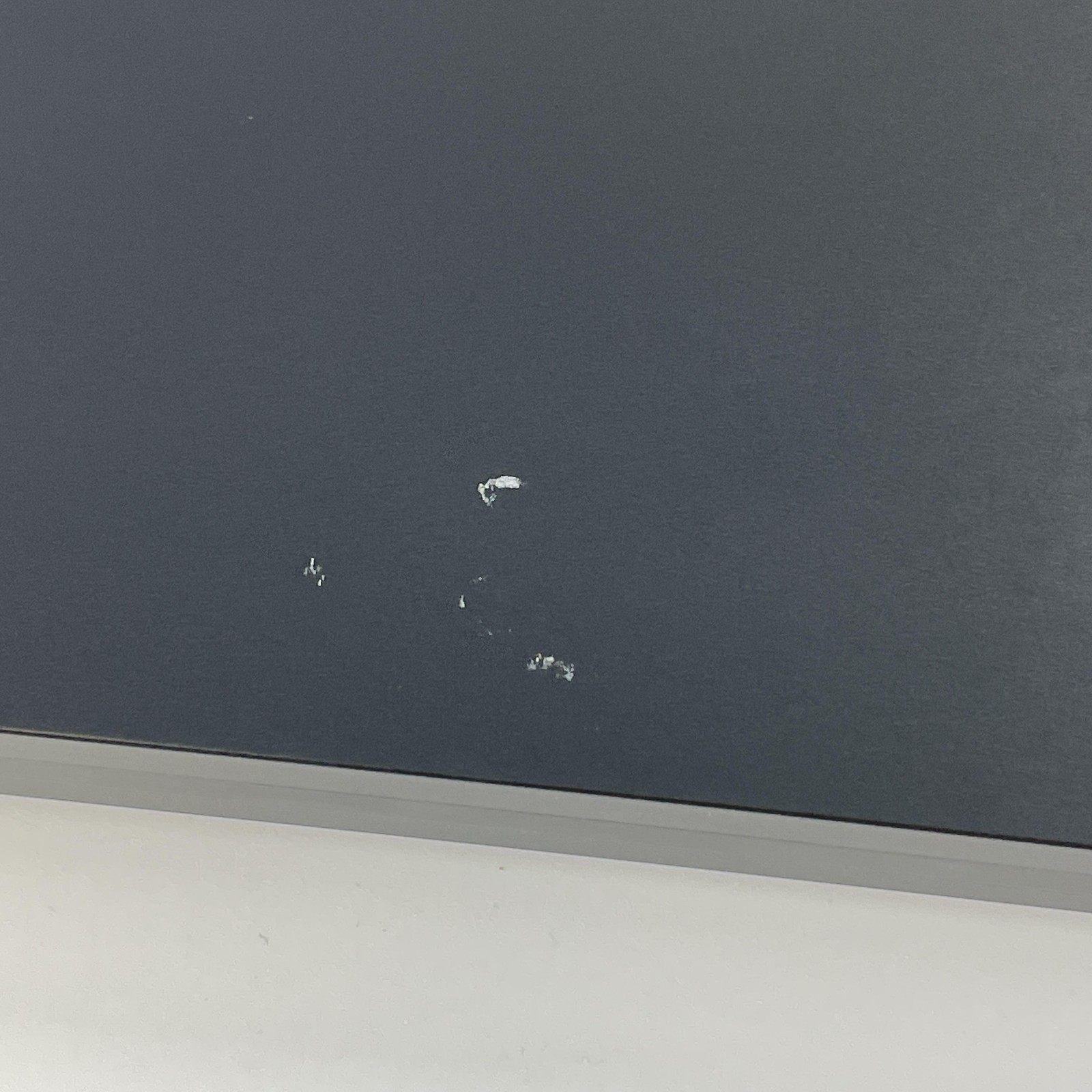 Razer Blade 15 240Hz 2K 2.4 GHz i7-12800H 32GB 1TB SSD RTX 3080 Ti – BOARD ISSUE