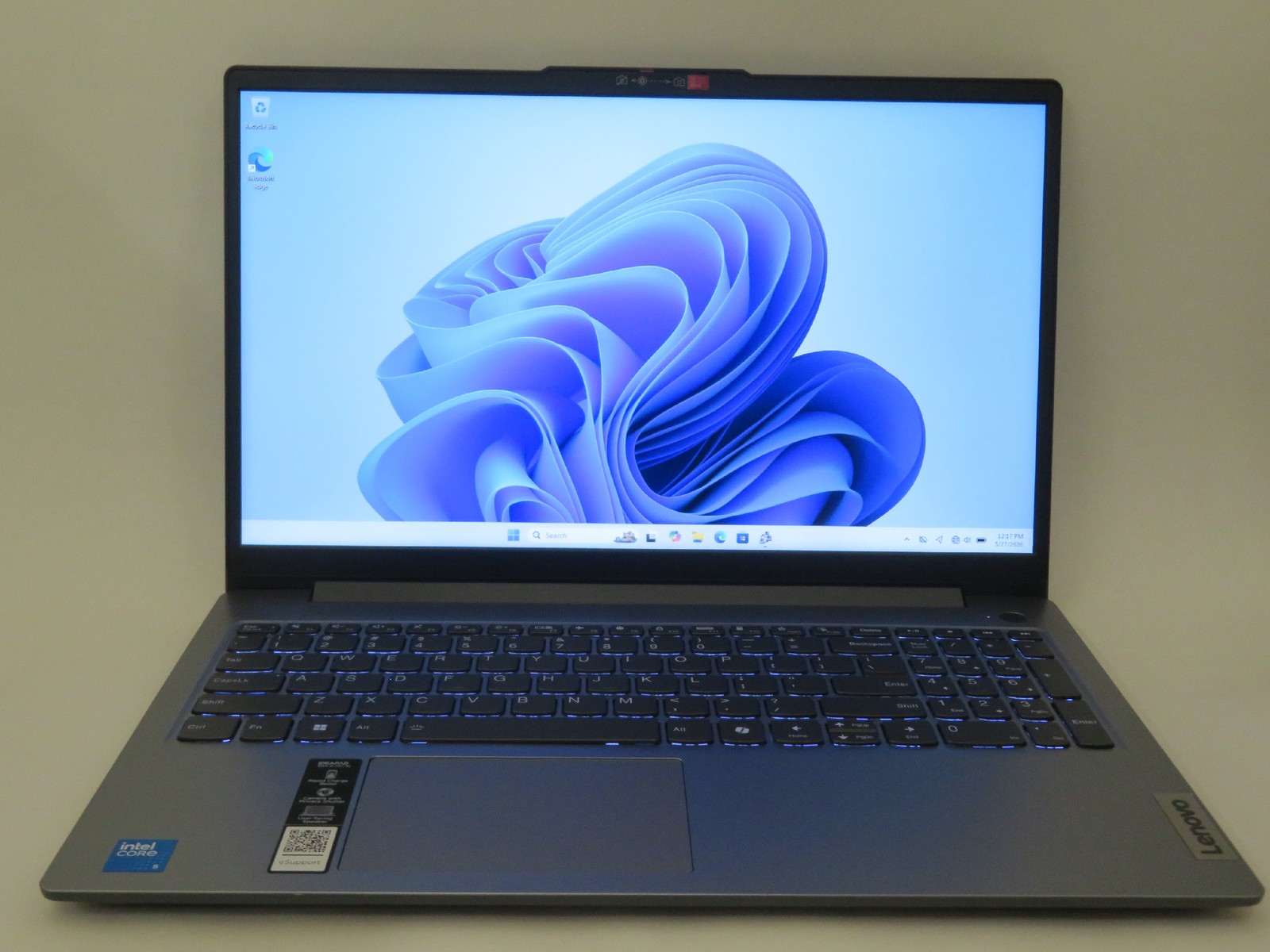 Ideapad Slim 3 15IRU9 15.6in FHD Intel Core 5 120U 1.4GHz 8GB RAM 256GB SSD
