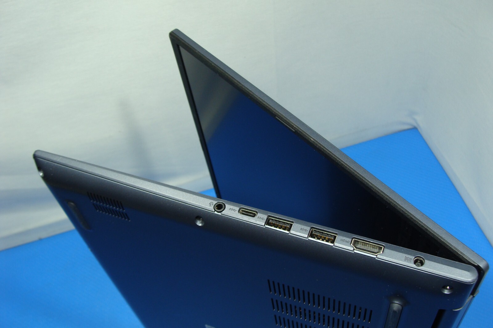 ASUS VivoBook M1603QA 16”FHD+ AMD Ryzen 7 5800HS 3.2GHz 12GB 512GB SSD Win 11 H