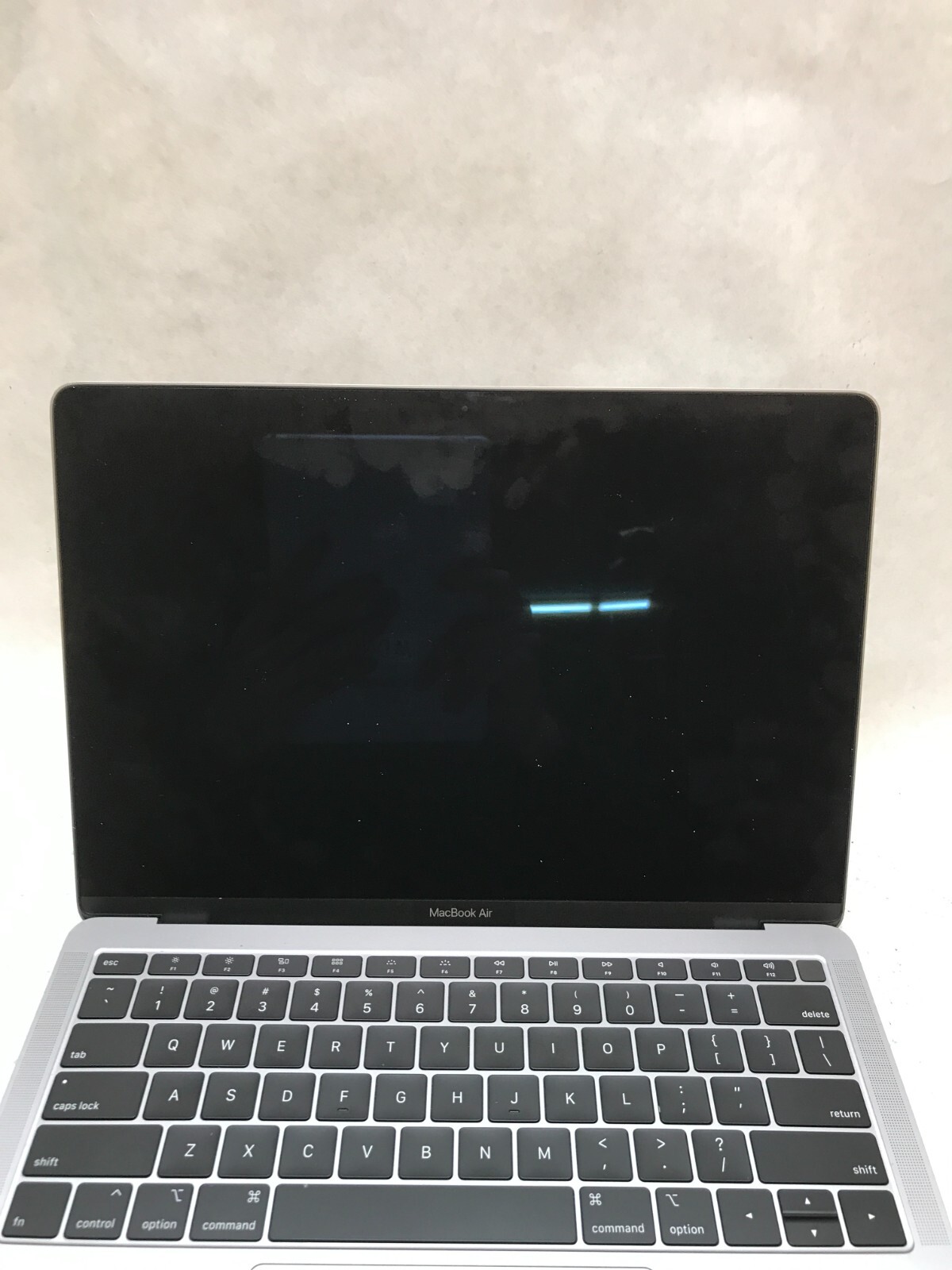 Apple MacBook Pro Touch 2018 A1990 Palmrest NO MOTHERBOARD For Parts/Repair – DW