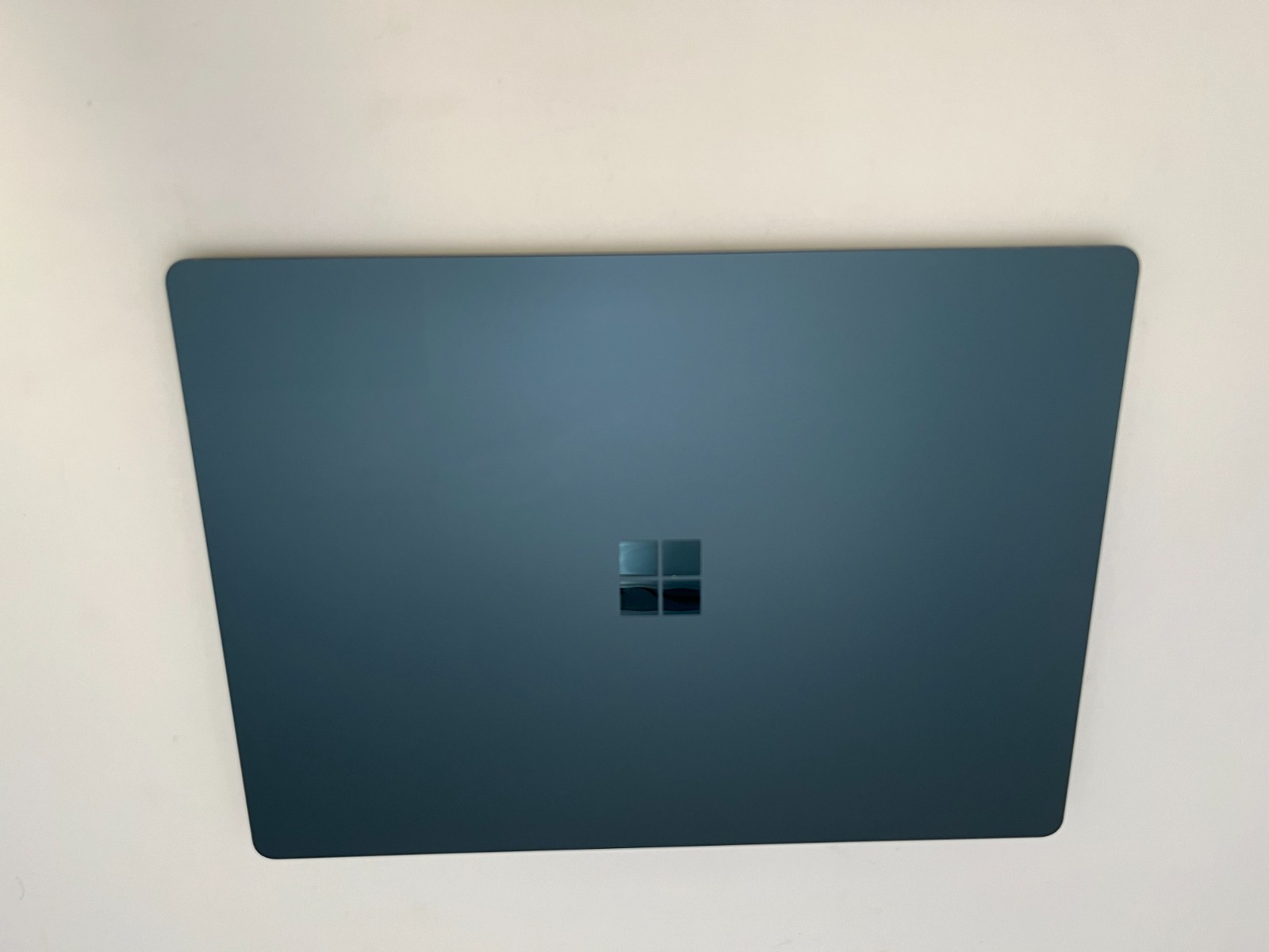 Microsoft Surface Laptop 3 13.5” Intel Core i5-1035G7 16GB RAM 256GB NVME-A