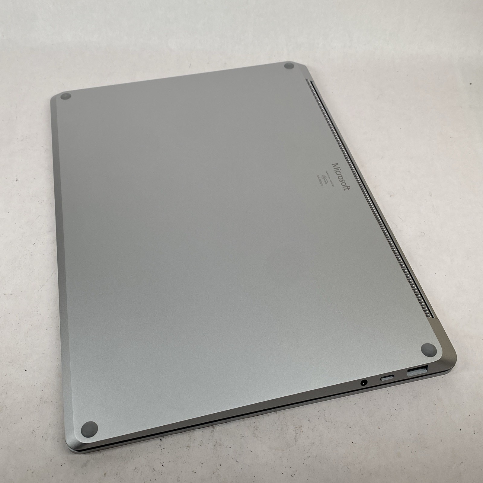 Microsoft Surface Laptop 3 13.5 2K TOUCH 1.3GHz i7-1065G7 16GB 512GB SSD