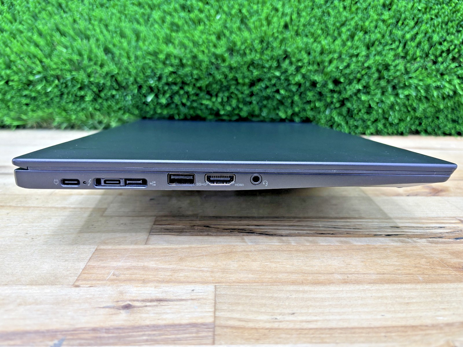 Lenovo ThinkPad T490s Intel i7-8th Gen 1.90GHz 16GB RAM 256GB SSD Windows 11 P*