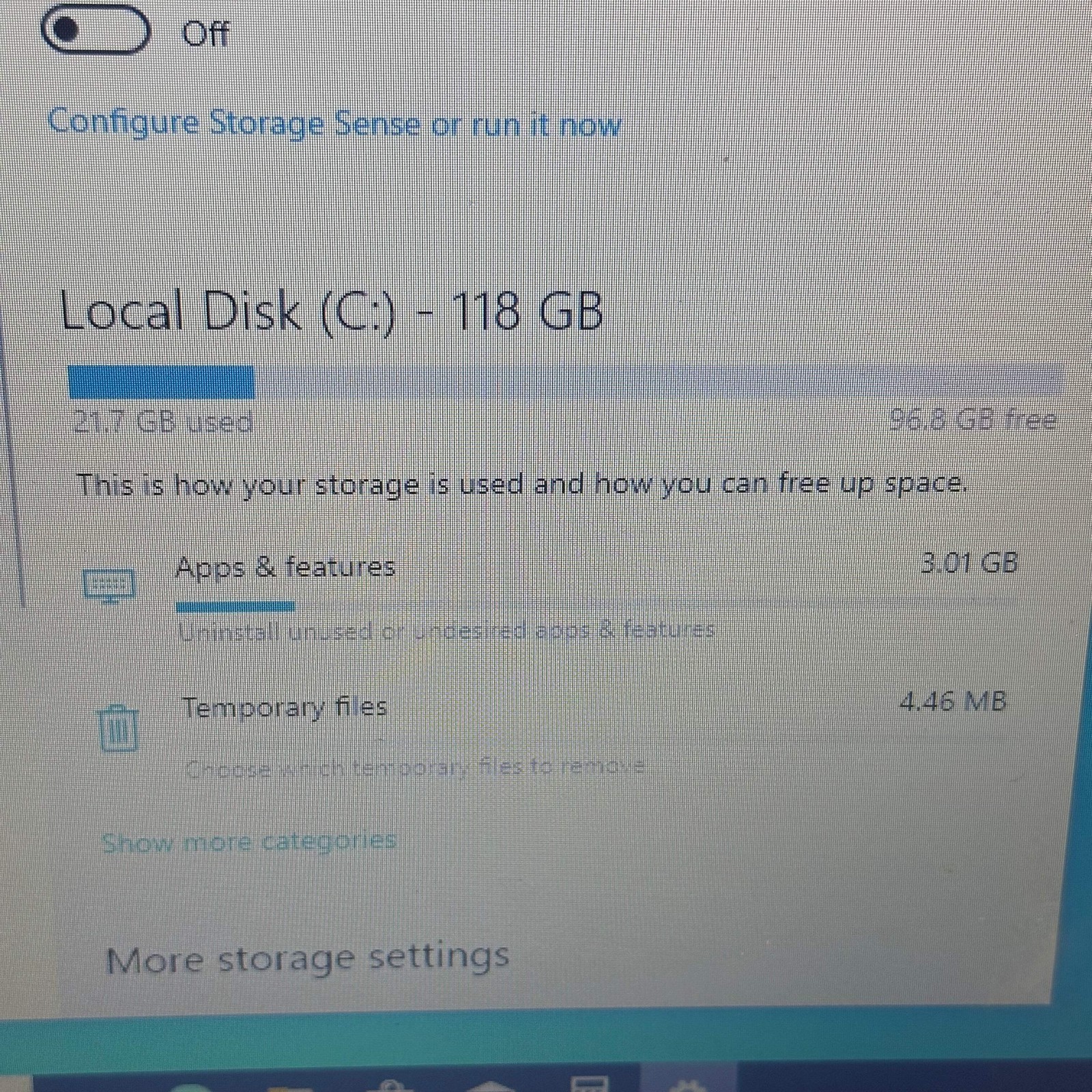 Dell Latitude 3520 15.6″ Laptop Intel Core i3-1005G1 8GB RAM 128GB SSD Win 10 Pr