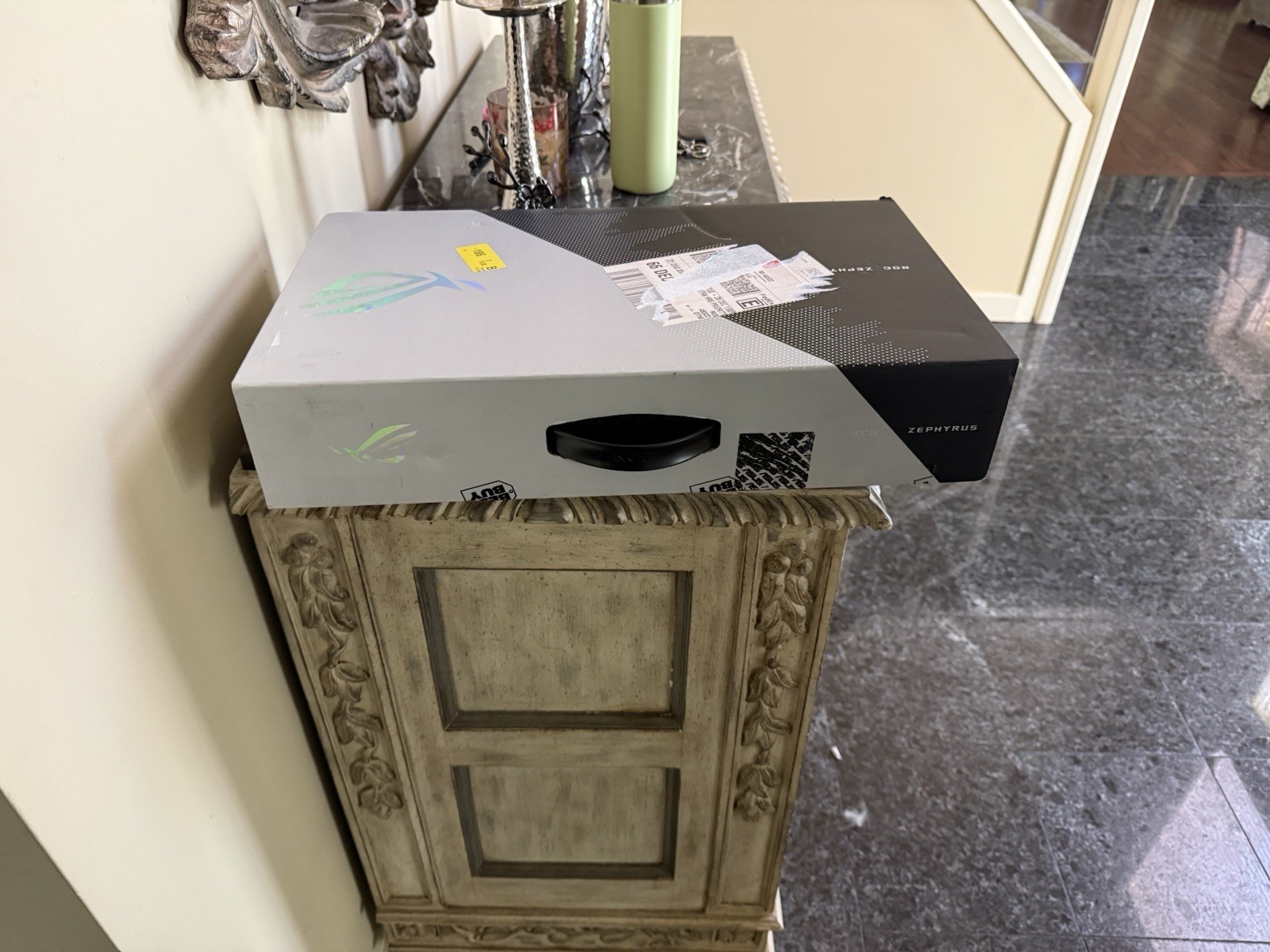 ASUS ROG Zephyrus G14 14in Ryzen 9 16GB 1TB SSD RTX 3060 White