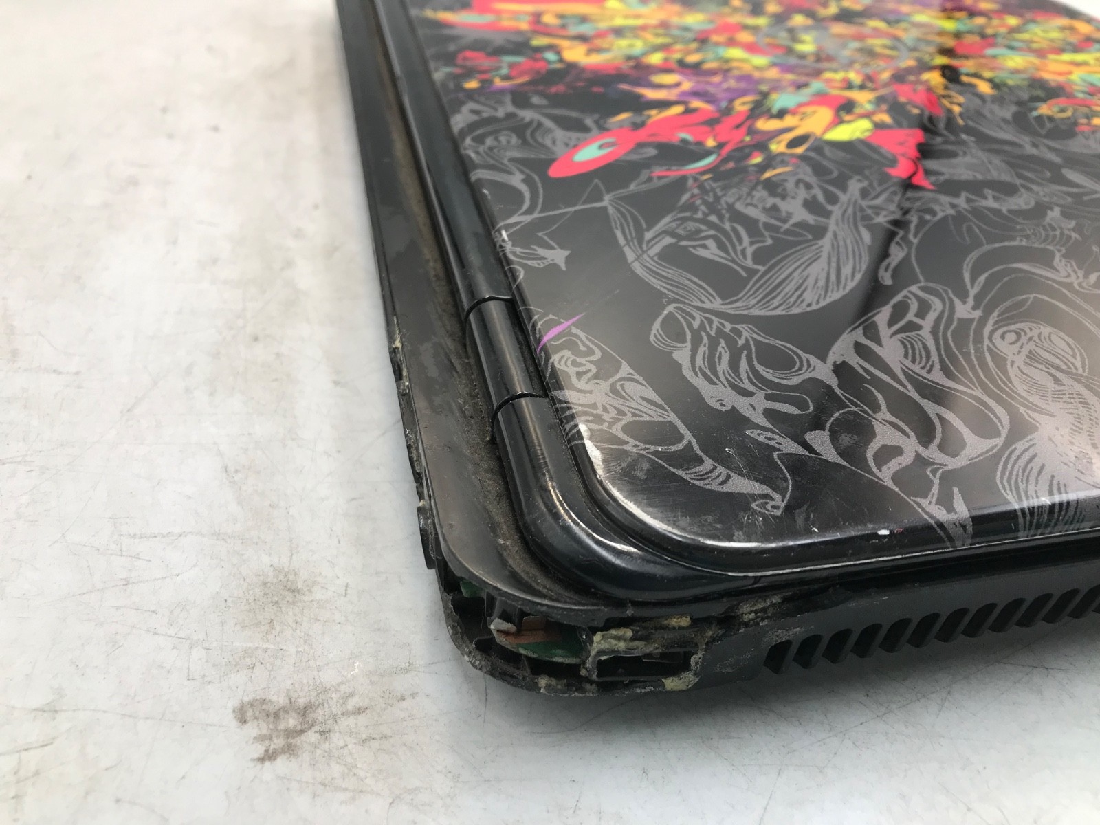 Dell Inspiron N5110 Intel Core i5-2410M 15.6″ -MELTED JACK/NO POWER-MZ