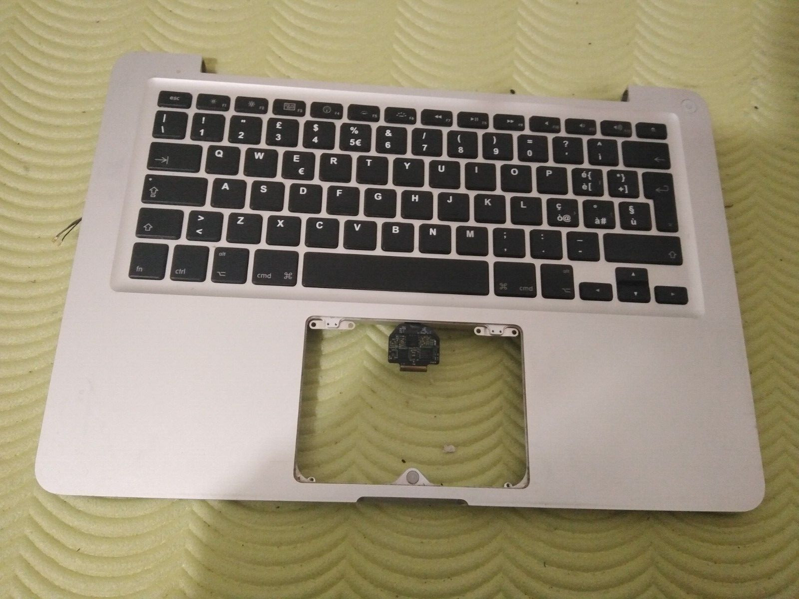 Apple MacBook Pro 13″ A1278, Mid 2009 2010 Keyboard Wristrest