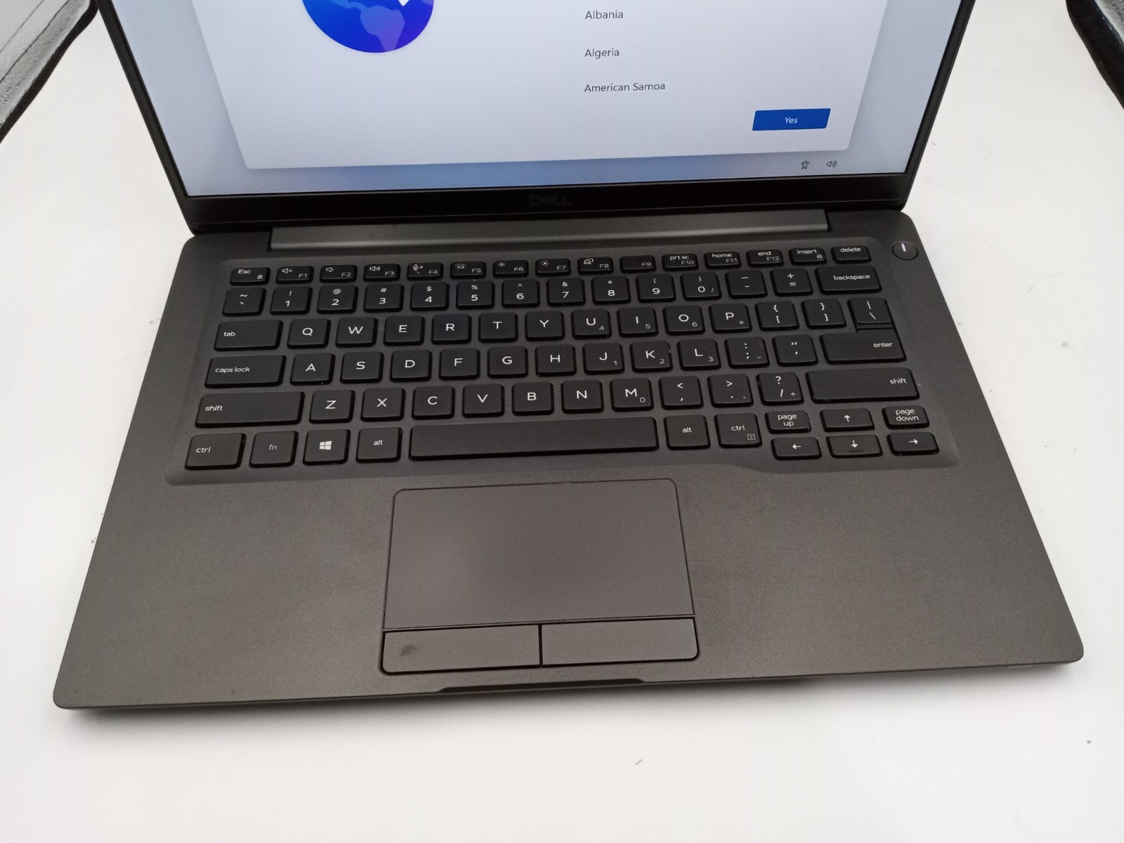 Dell Latitude 7400 14″ Laptop Intel Core i5 8th Gen 4GB RAM 128GB SSD Windows 11