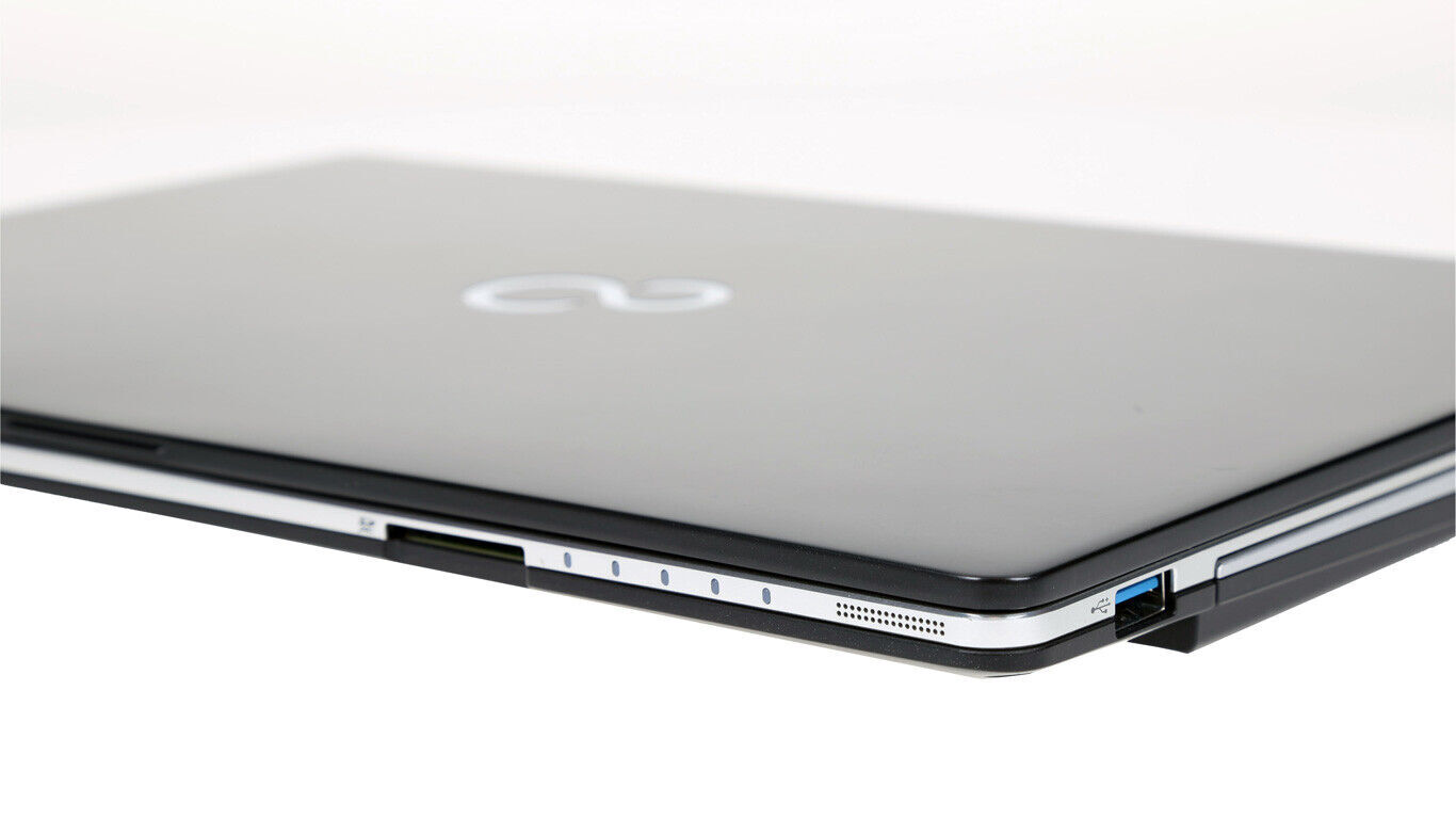 Fujitsu LifeBook S936 13.3″ i5-6200U Max 2.80GHz FullHD with WebCam Win 10Pro