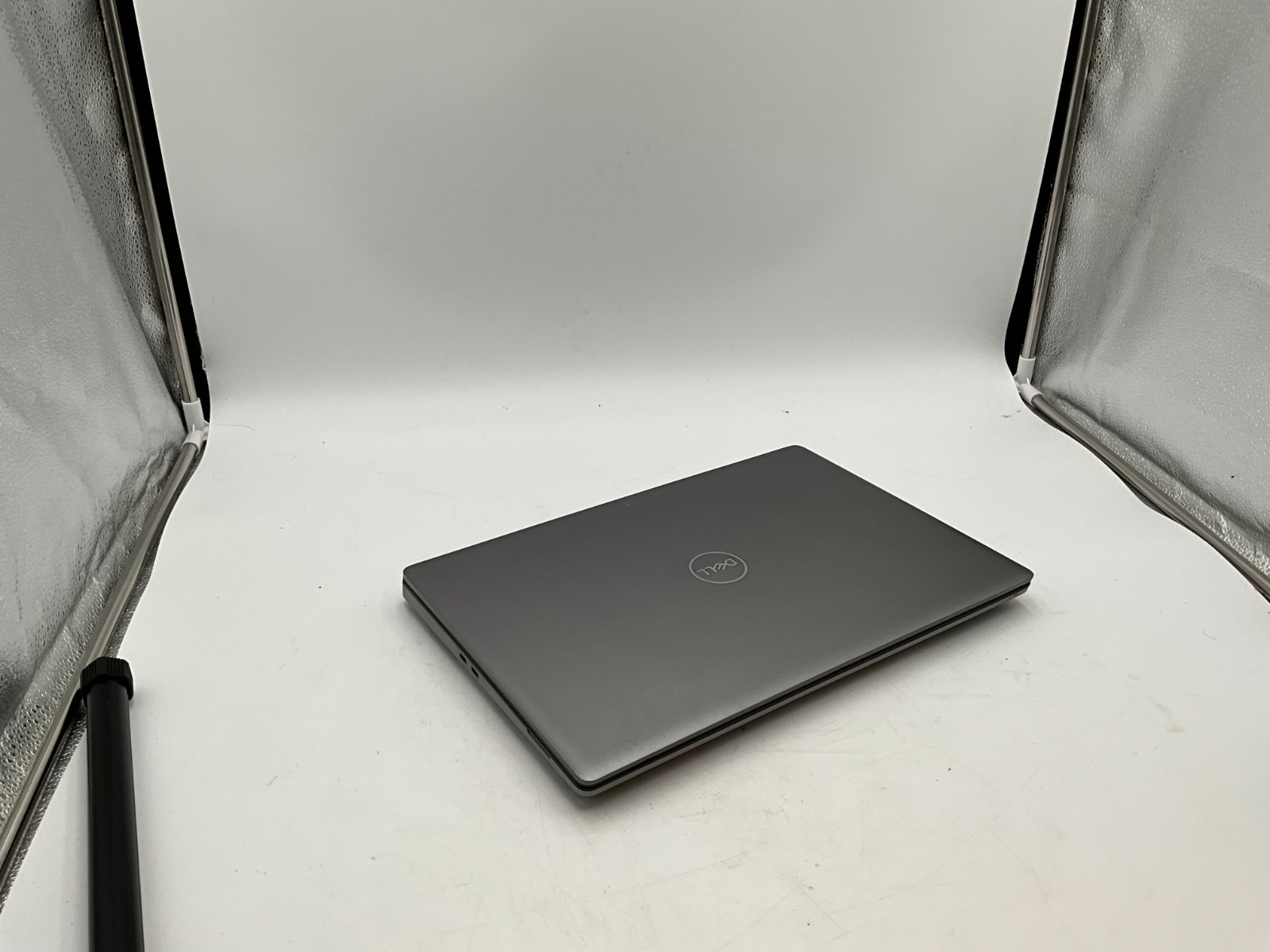 DELL Precision 7560 i7-11850H 2.50g 32GB 1TB T1200 15.6″ WIN11 *READ* 88LM6M3