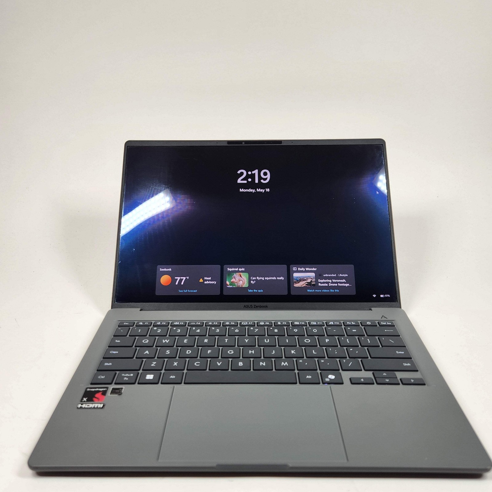 Asus Zenbook 14 UX3407Q 14″ Snapdragon(R) X-X126100 2.9GHz 32GB RAM 1TB SSD