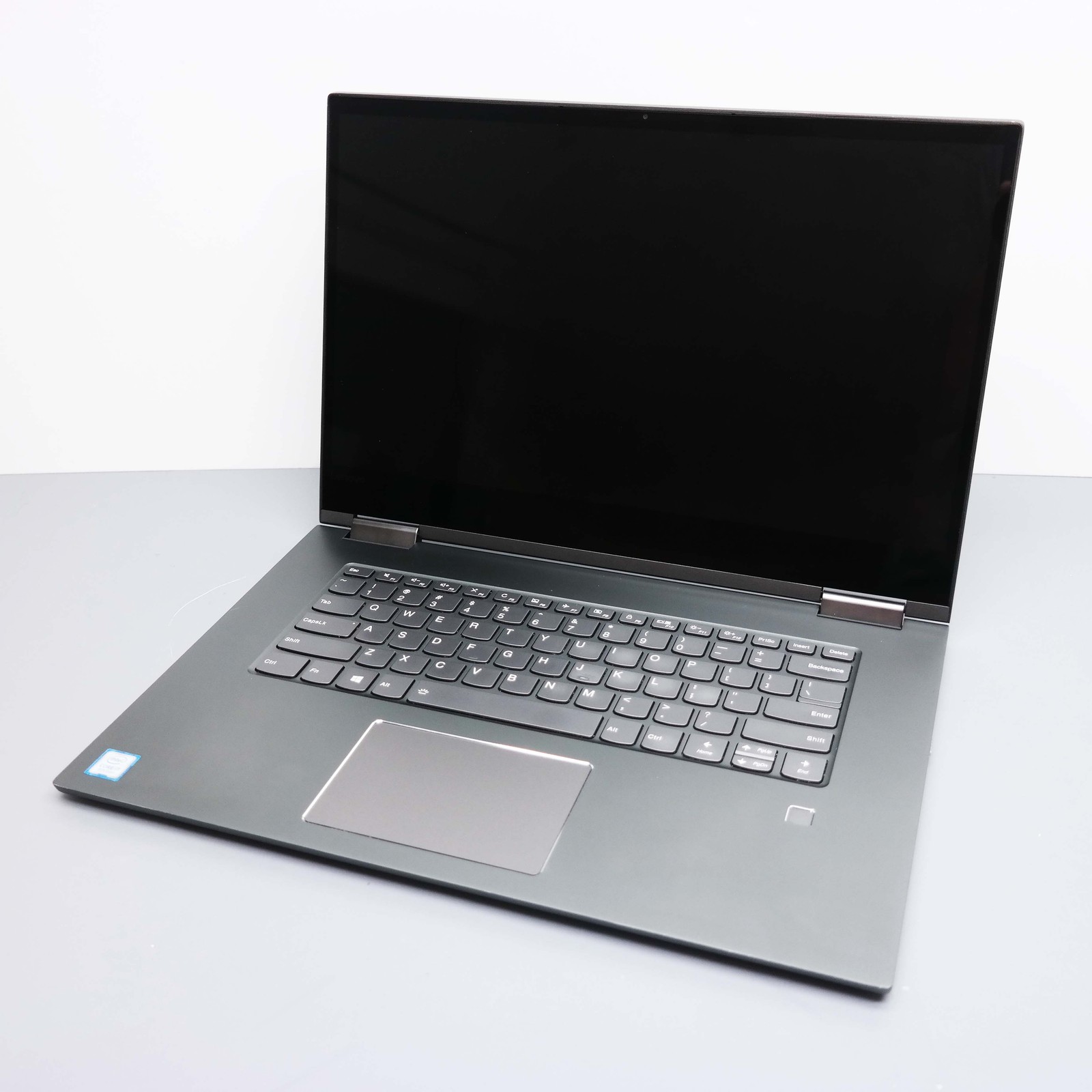 Lenovo Yoga 730 15.6″ FHD Core i7-8550U 16GB 256GB SSD