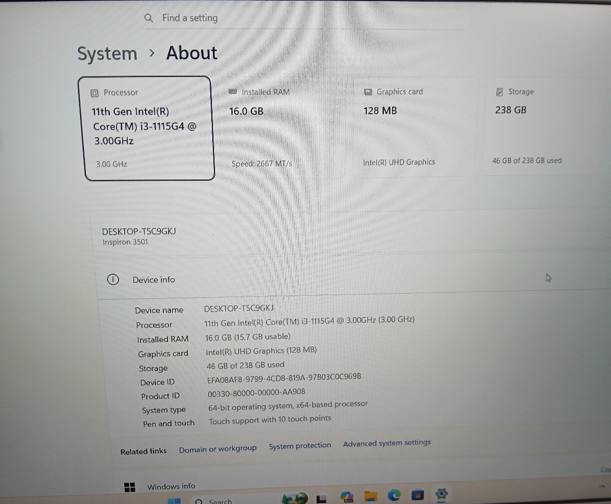 dell inspiron 3501 11th gen, win 11, intel core i3-1115g4, 16 gb, 256 nvme.