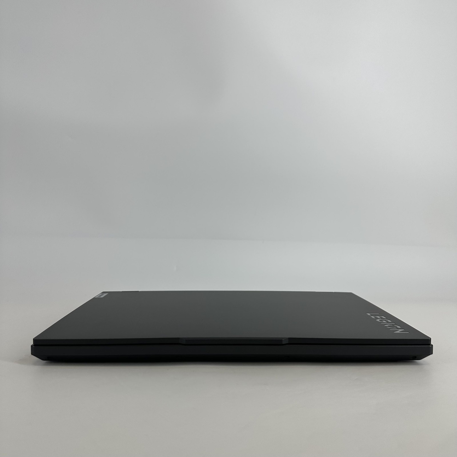 Lenovo Legion Pro 5i Gen 8 16 240Hz QHD+ 2.1GHz i7-13700HX 16GB 1TB SSD RTX 4070