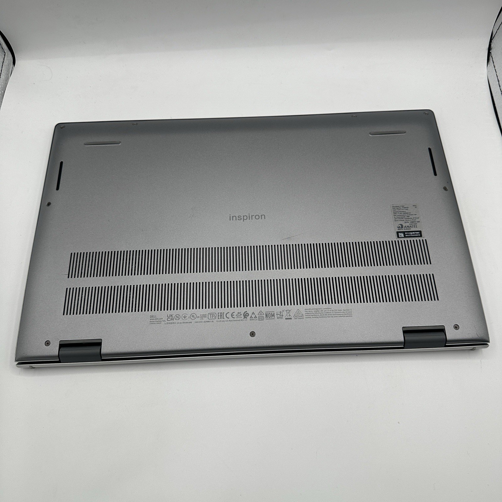 Dell Inspiron 15 5510 15.6″ i5-11320H 3.4GHz 8GB RAM 265GB SSD MX450