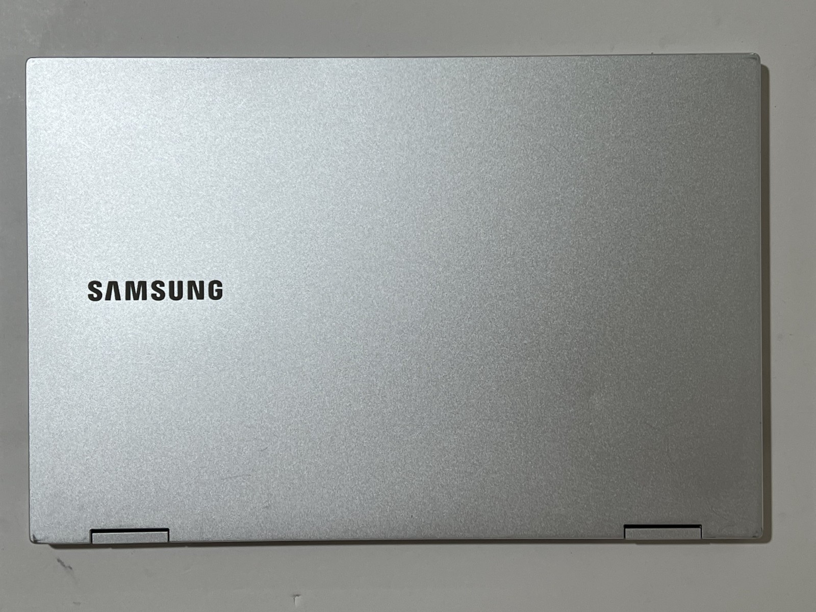 Samsung Galaxy Book Flex Alpha 13.3″ 256GB SSD, Intel Core i5 10th Gen NP730QCJ