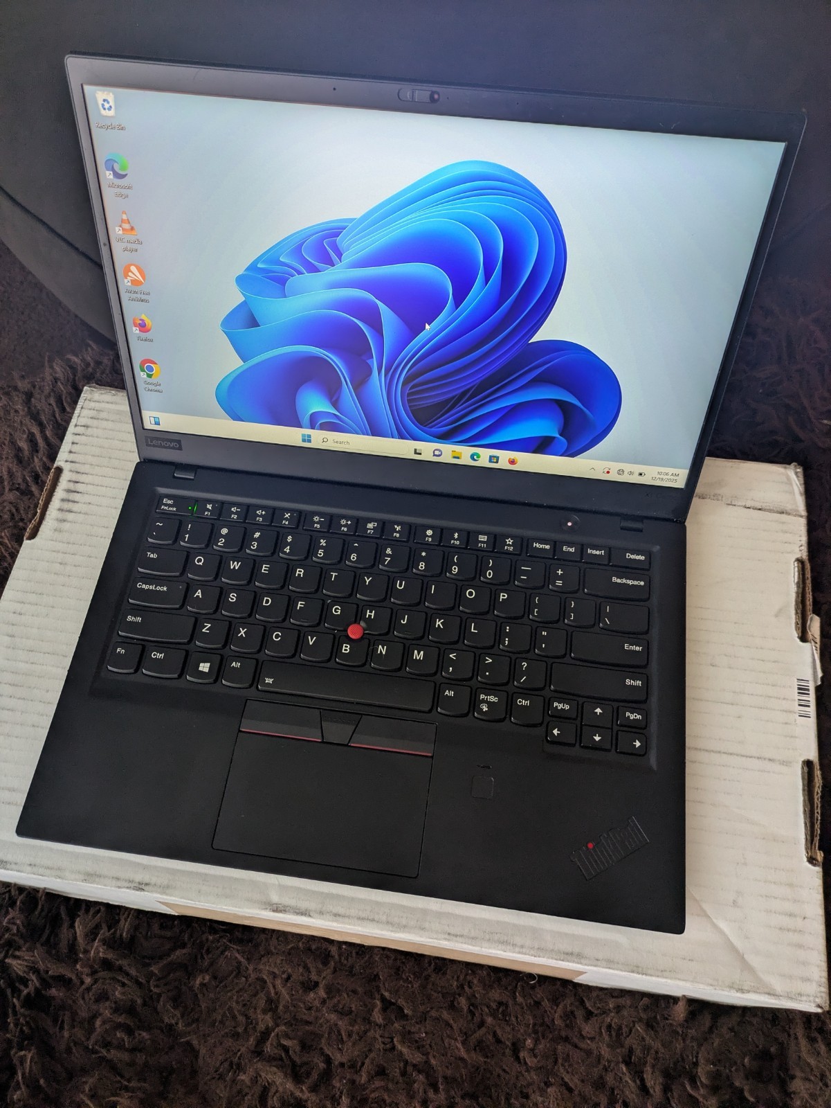 lenovo thinkpad x1 carbon 6th gen i7
