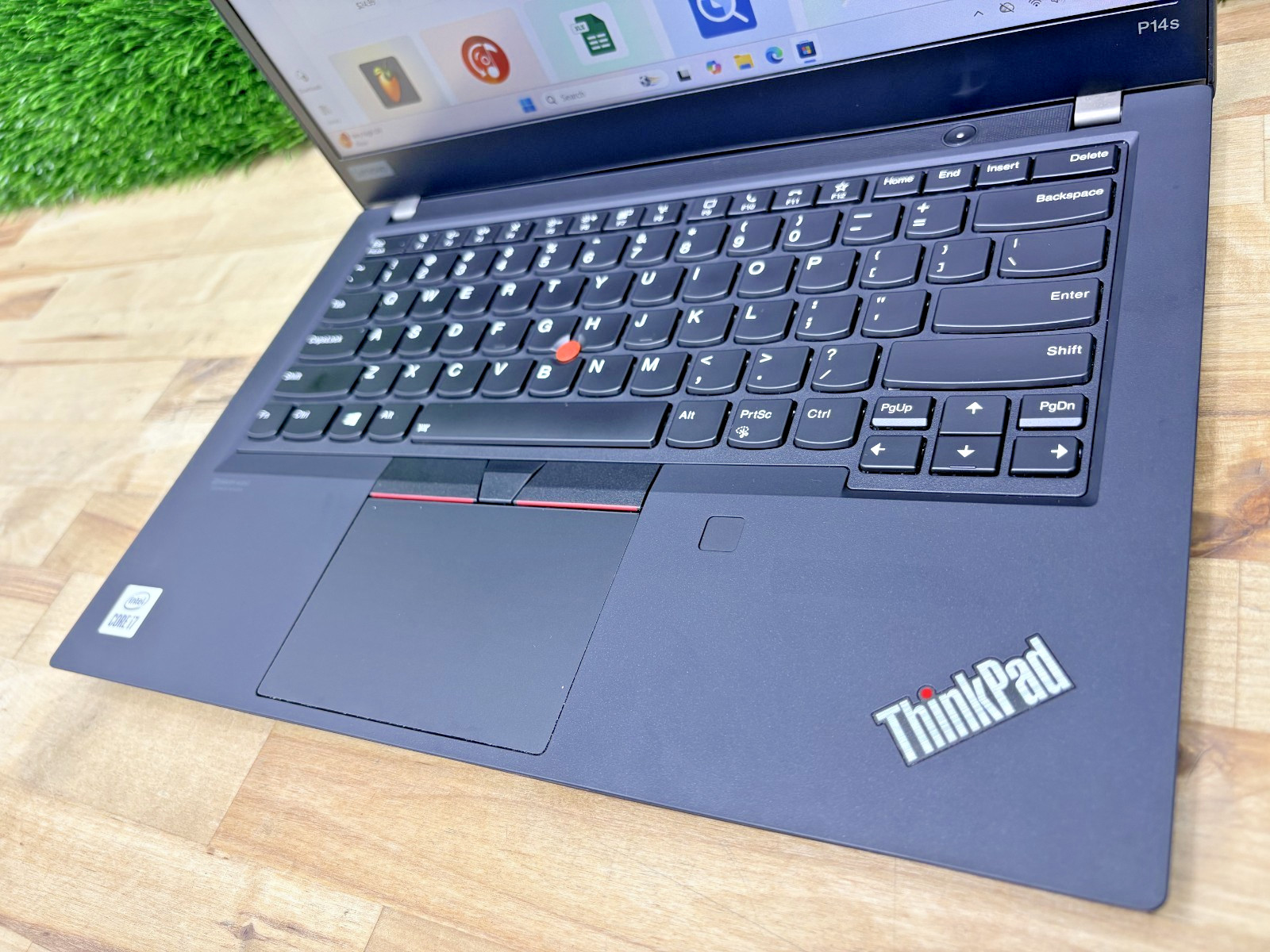 Lenovo ThinkPad P14s Intel i7-10th Gen 1.80GHz 32GB RAM 512GB SSD Win 11 Pro*