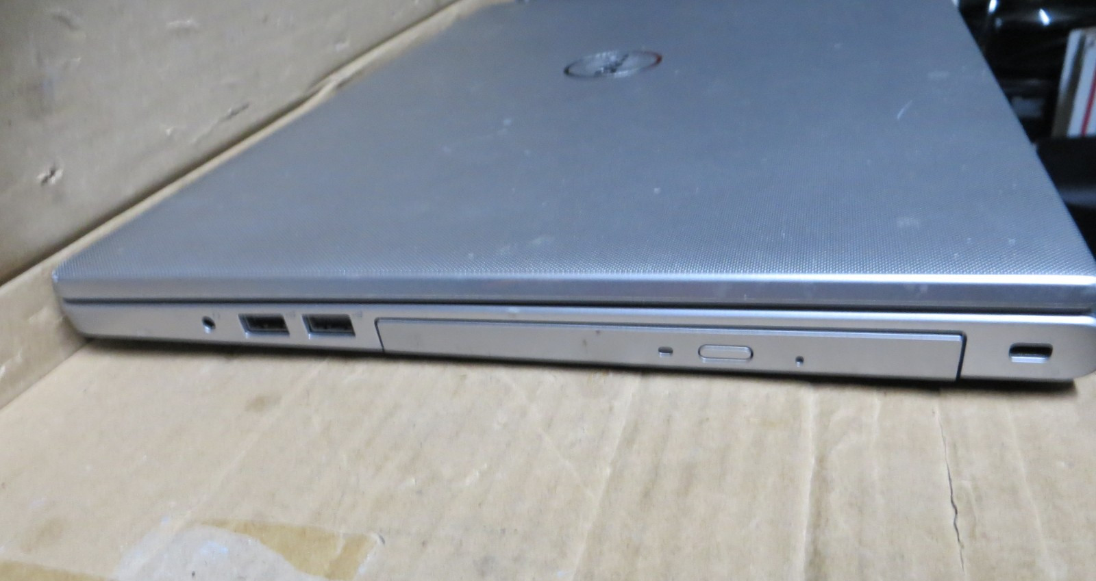 Dell Inspiron 15-5555 AMD A10-8700P 8GB RAM for Parts or Repair