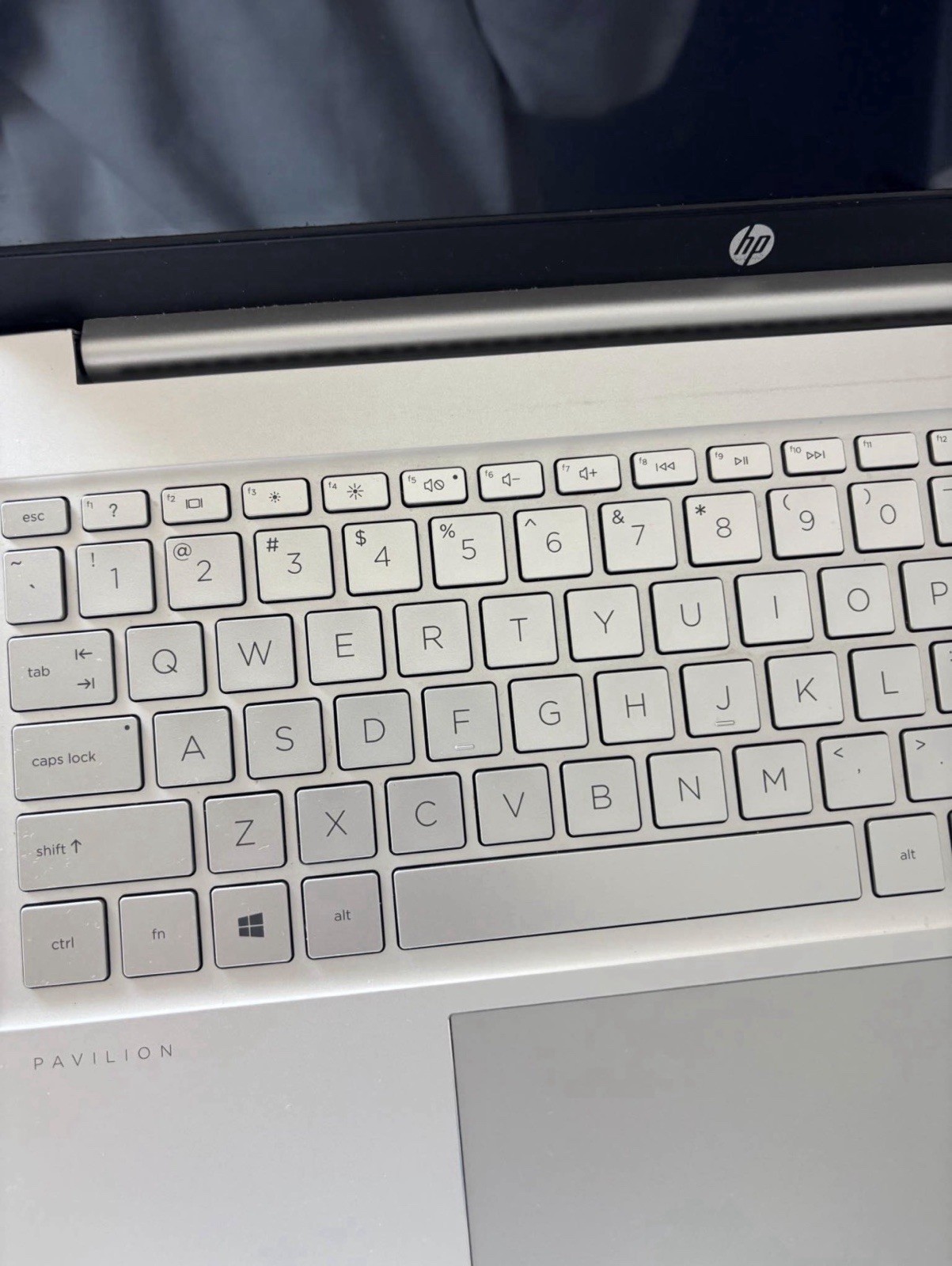 HP pavilion laptop 15-eh0xx silver