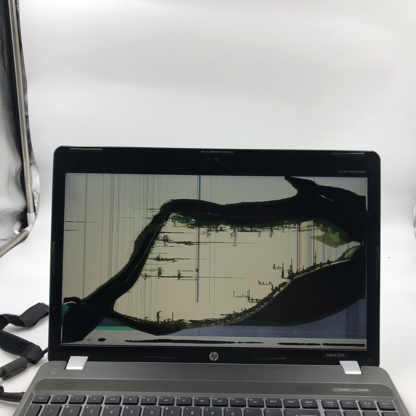 HP Probook 4530S Laptop Unknown CPU 8GB 500GB HDD NO OS Cracked Screen